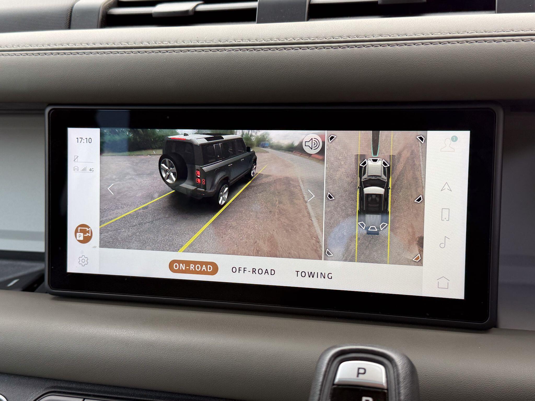 Land Rover Defender 110 view 25