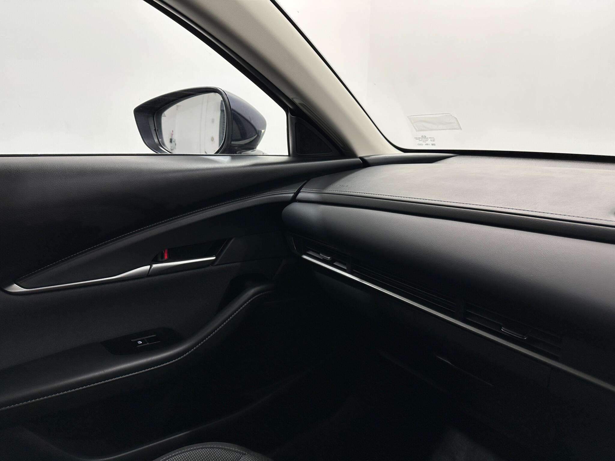 Mazda E-Skyactiv view 27