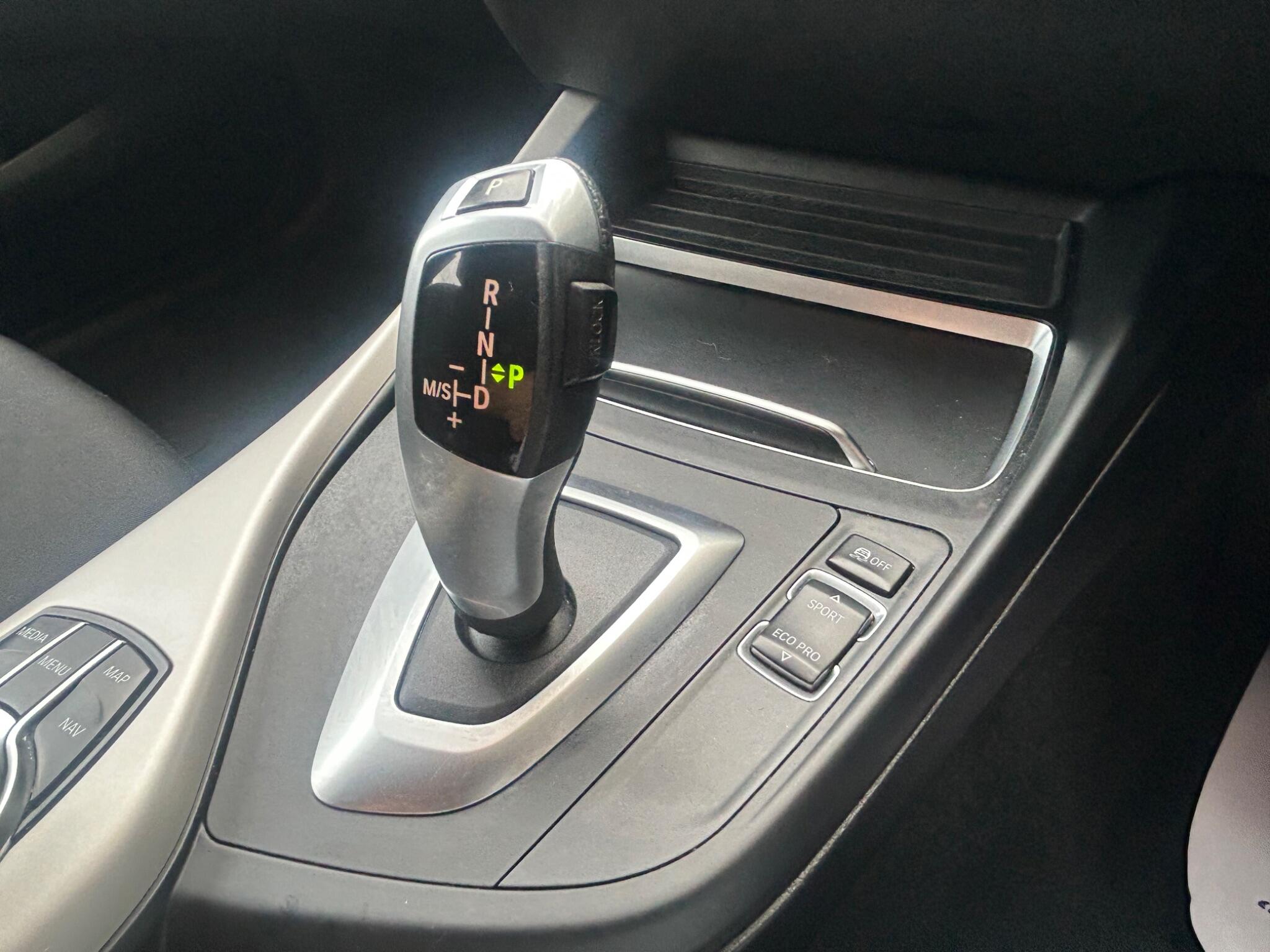 BMW 1 Series view 23