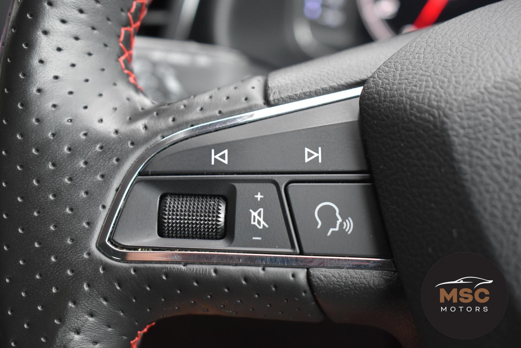 Seat Leon Leon view 45
