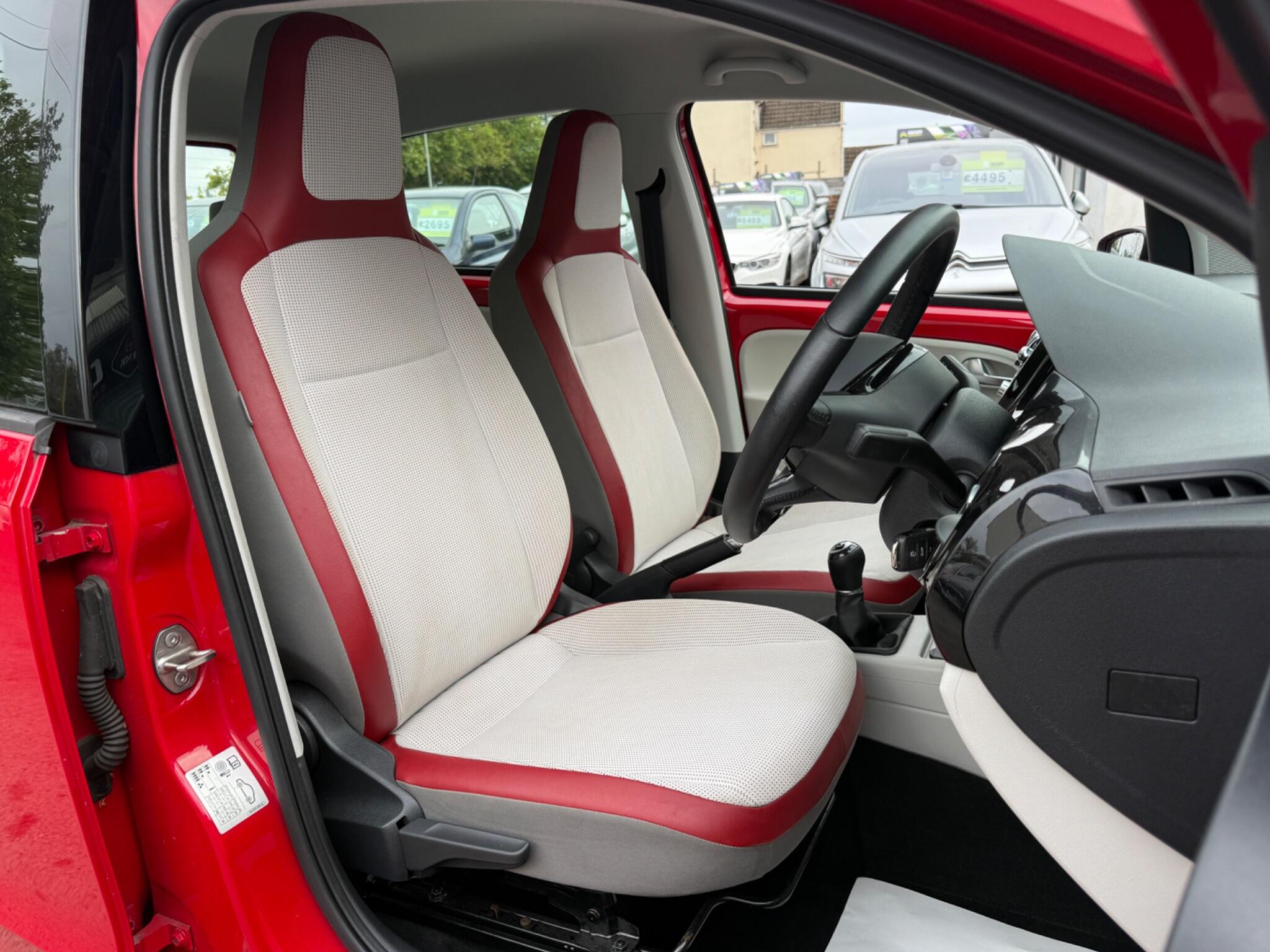 Volkswagen up! - Image 30