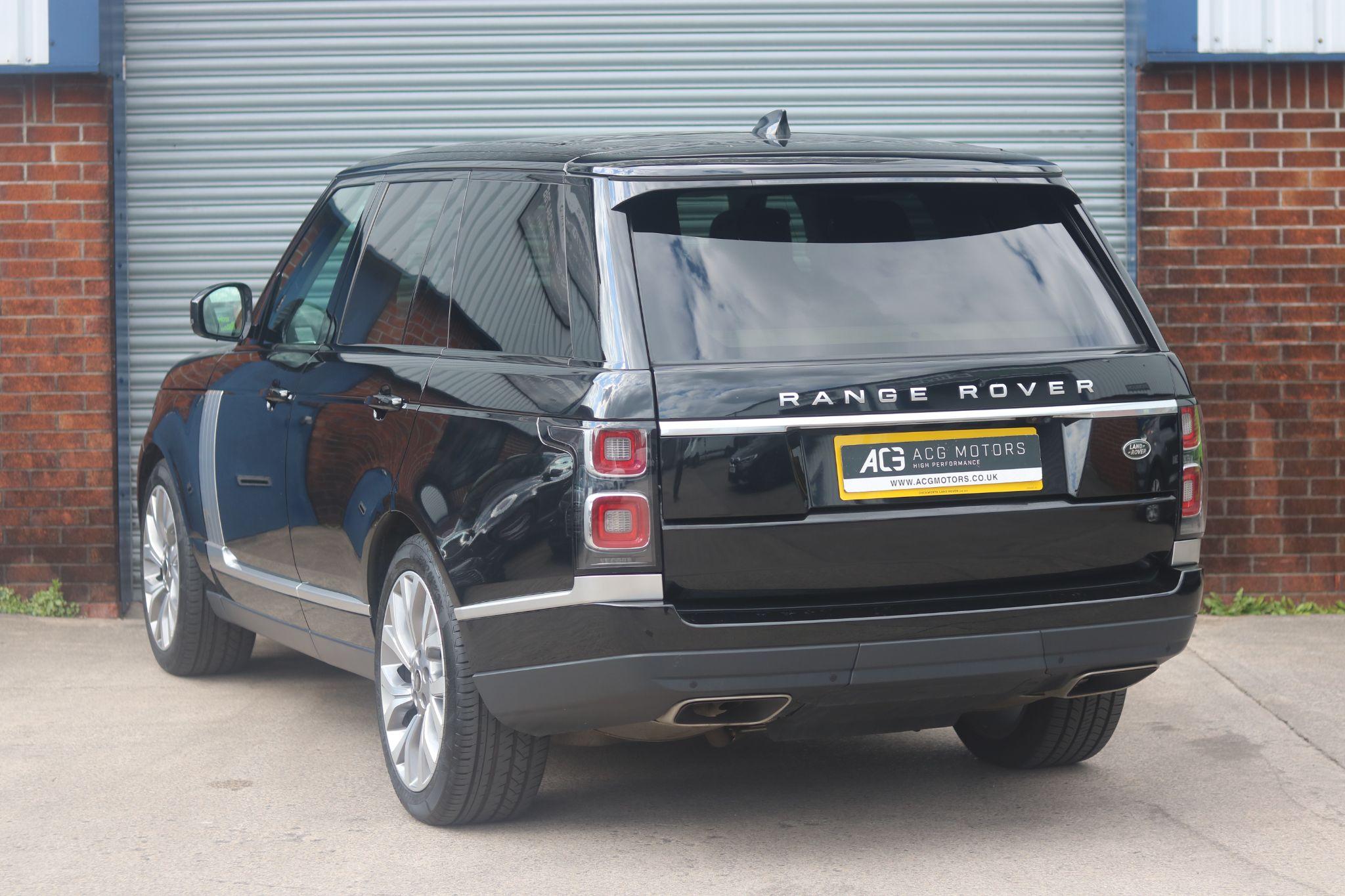 Land Rover Range Rover view 2