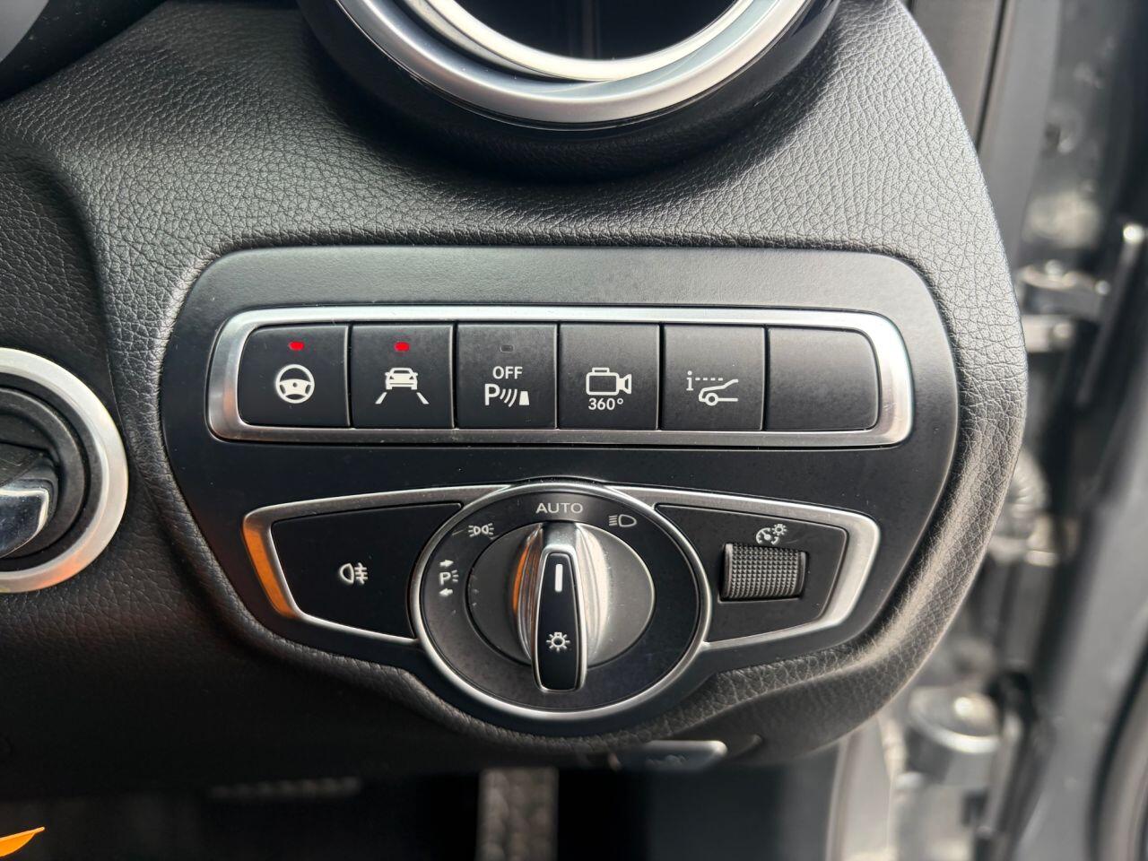 Mercedes-Benz GLC view 32