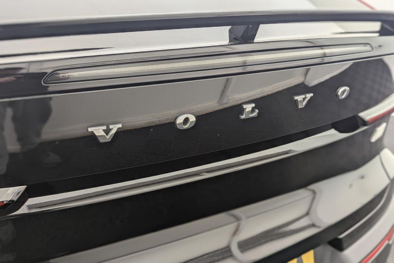 Volvo C40 view 39