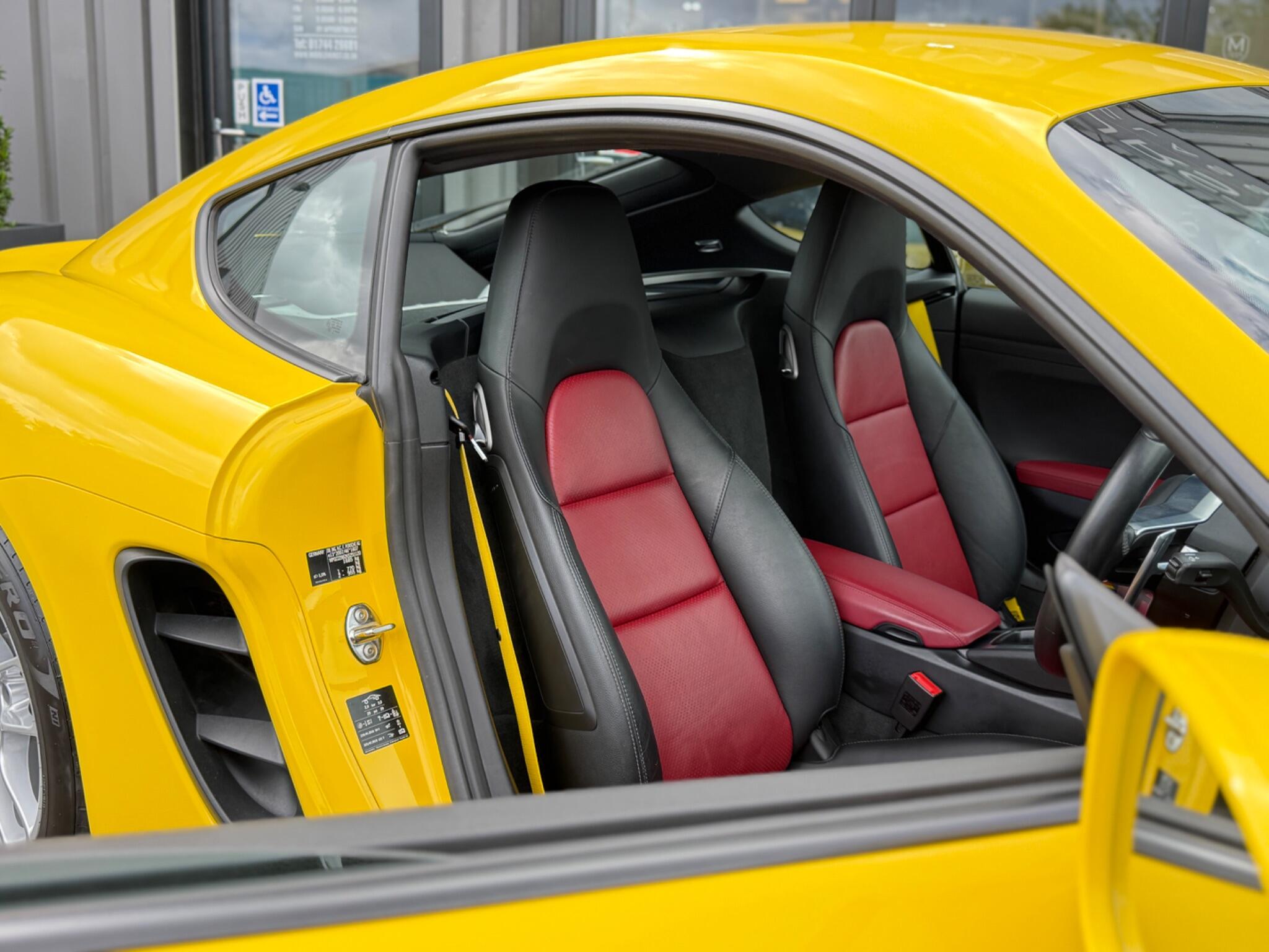 Porsche 718 Cayman view 4