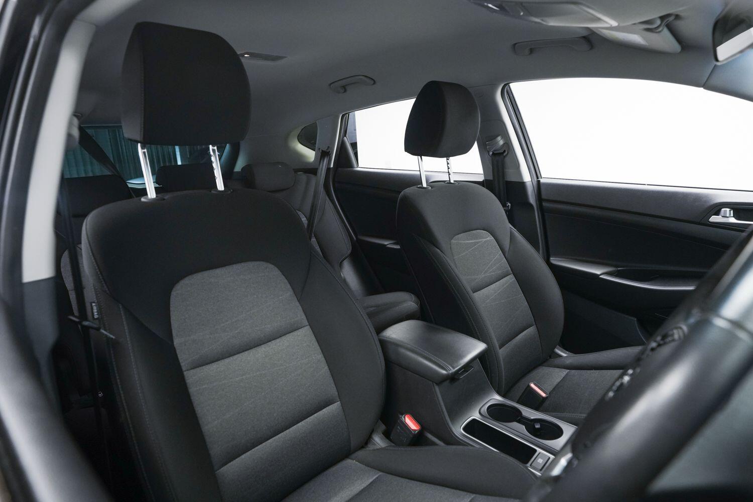 Hyundai Tucson view 9