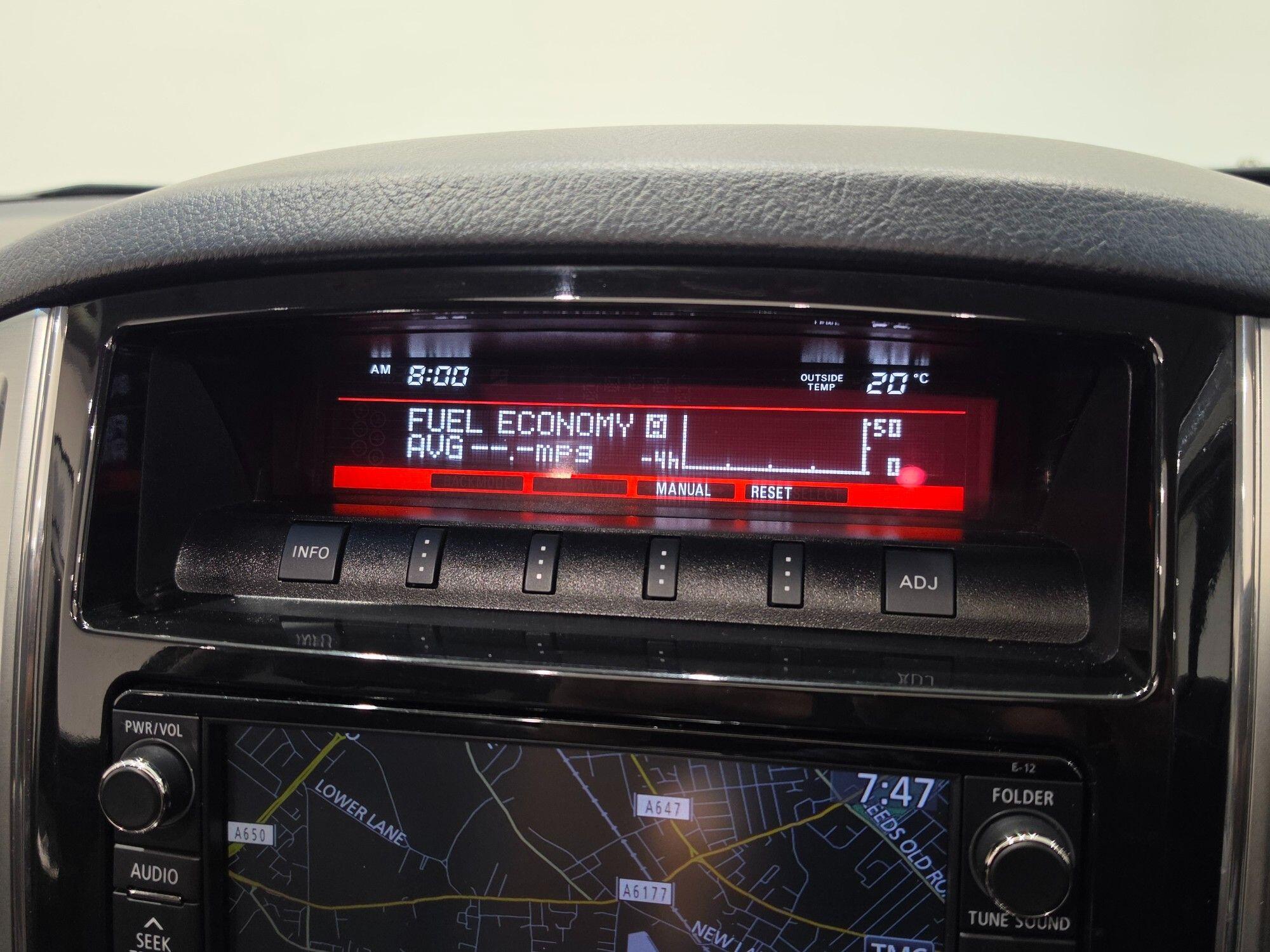Mitsubishi Shogun view 107
