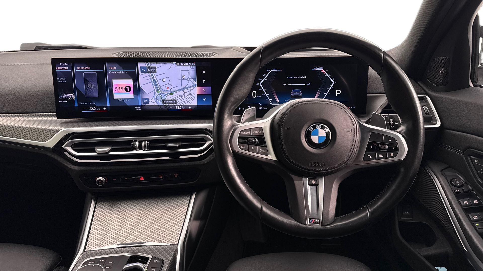 BMW 3 Series view 5