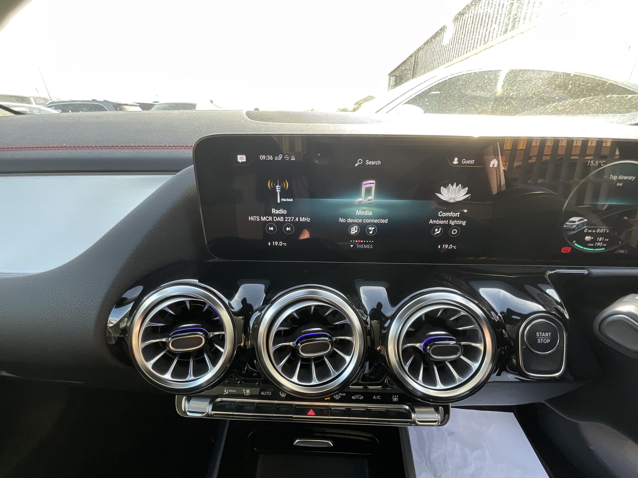 Mercedes-Benz Eqa view 25