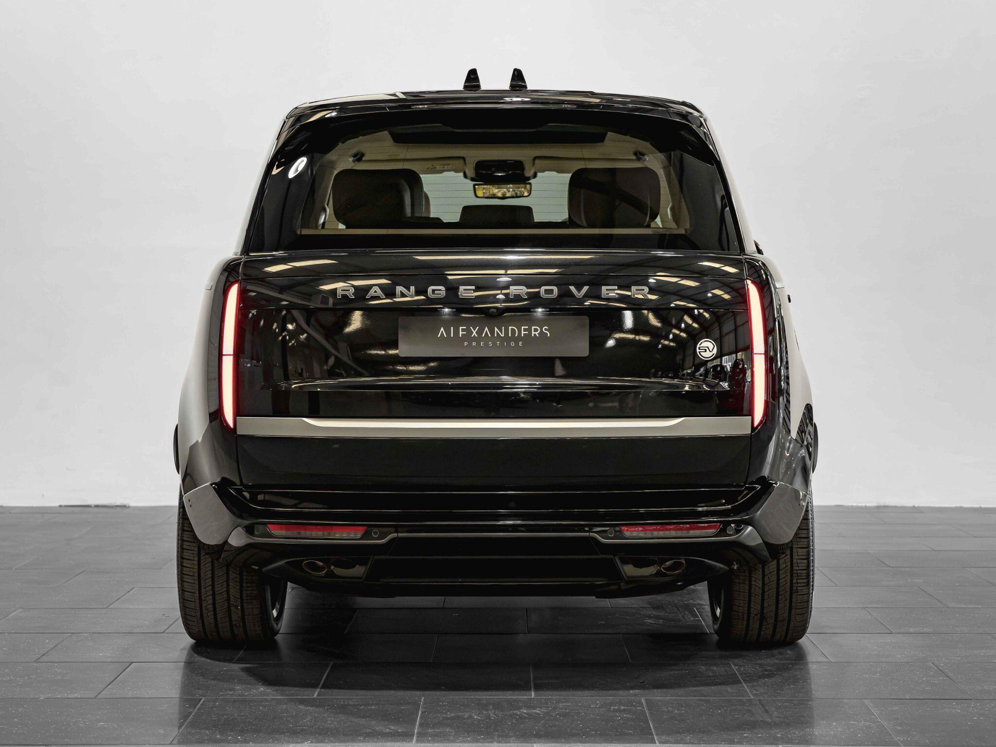 Land Rover Range Rover view 11