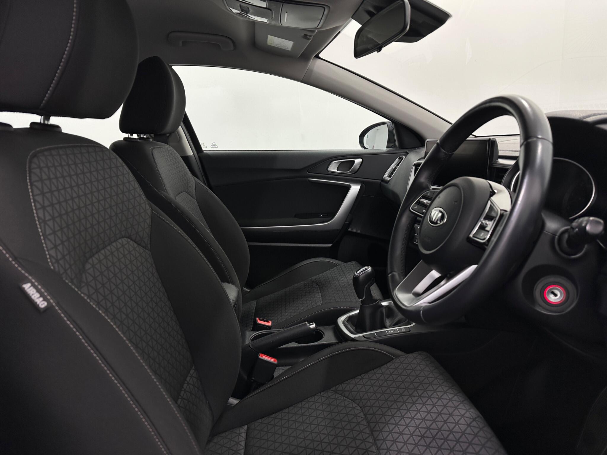 Kia Ceed view 31
