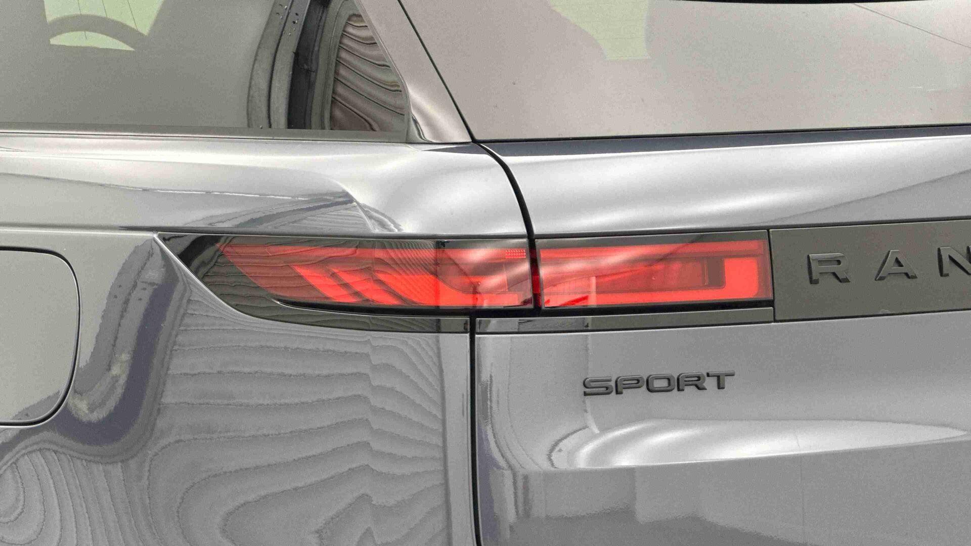 Land Rover Range Rover Sport view 19