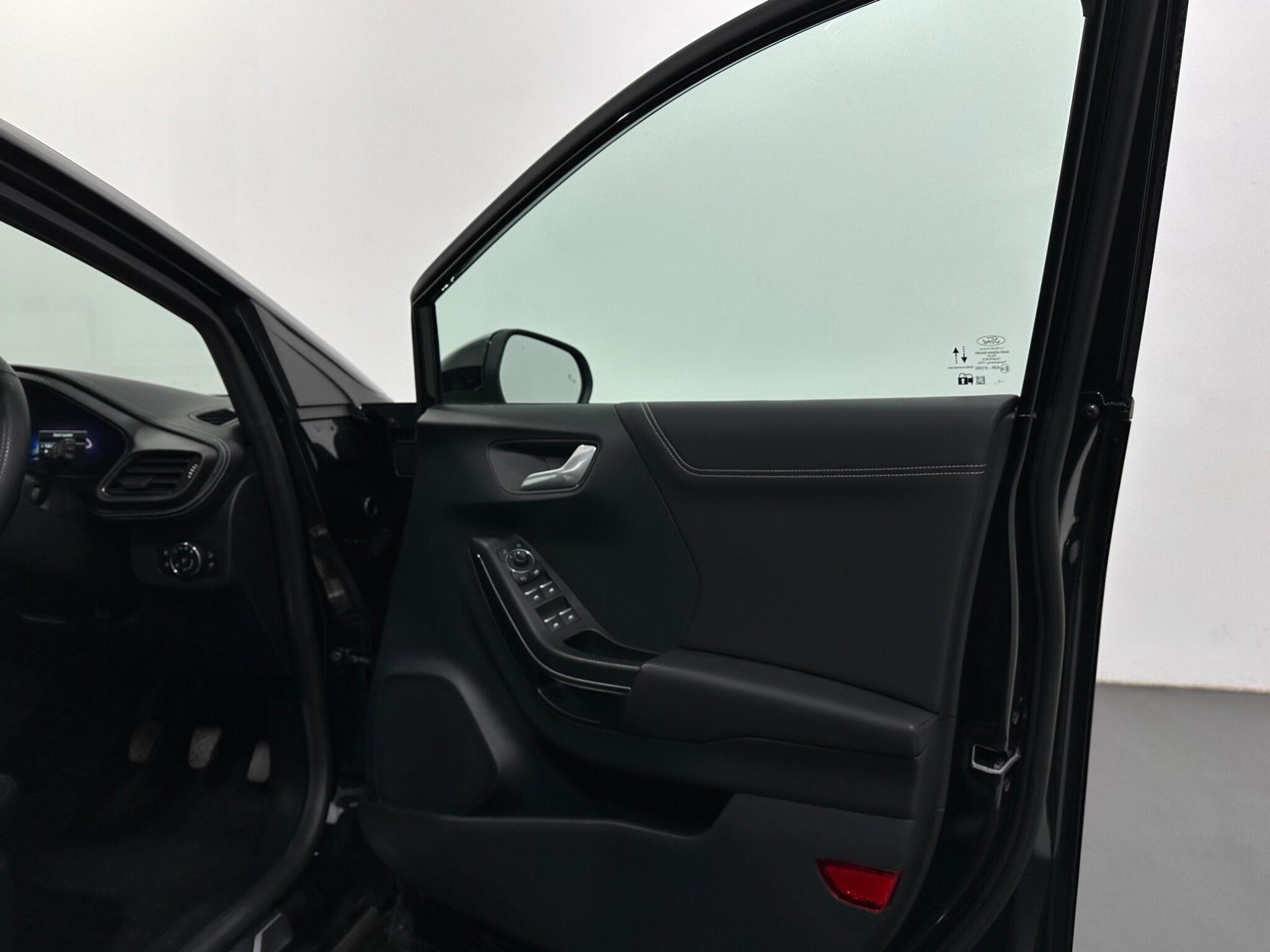 Ford Puma view 32