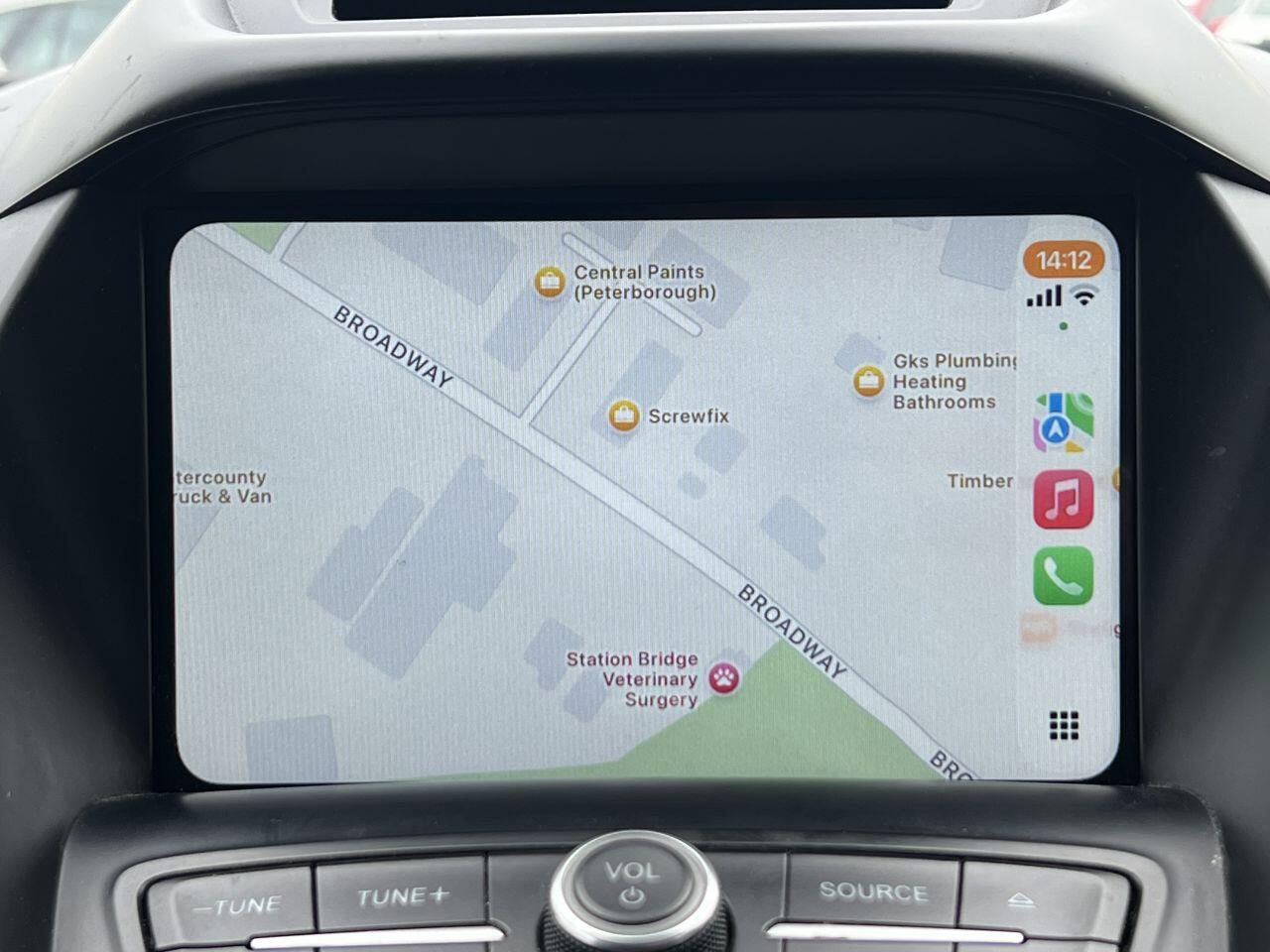 Ford Kuga view 45