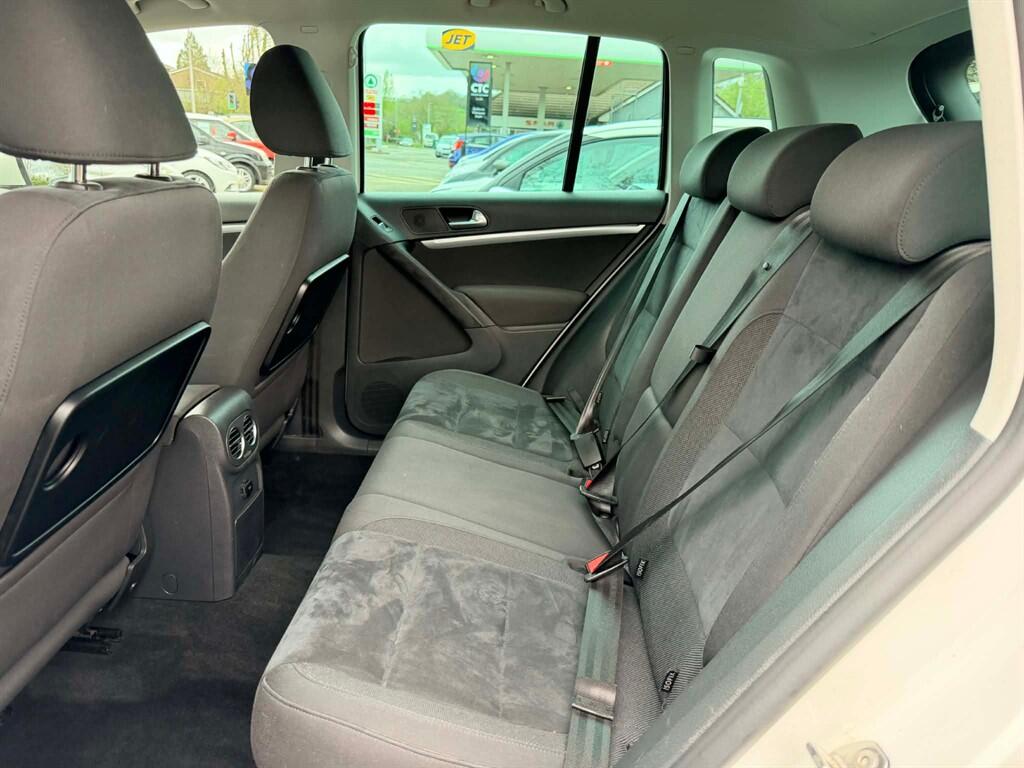 Volkswagen Tiguan view 15
