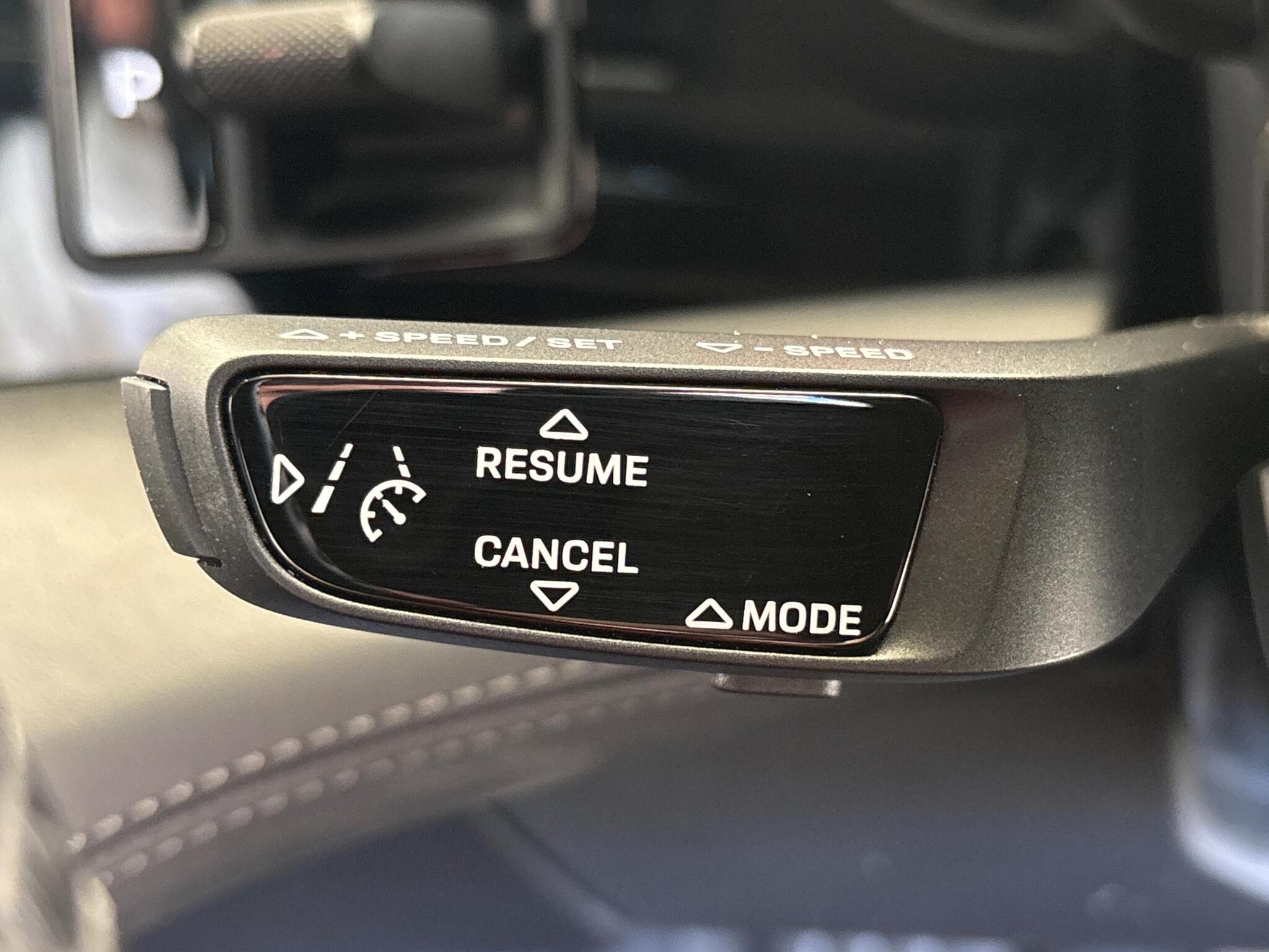 Porsche Taycan view 40