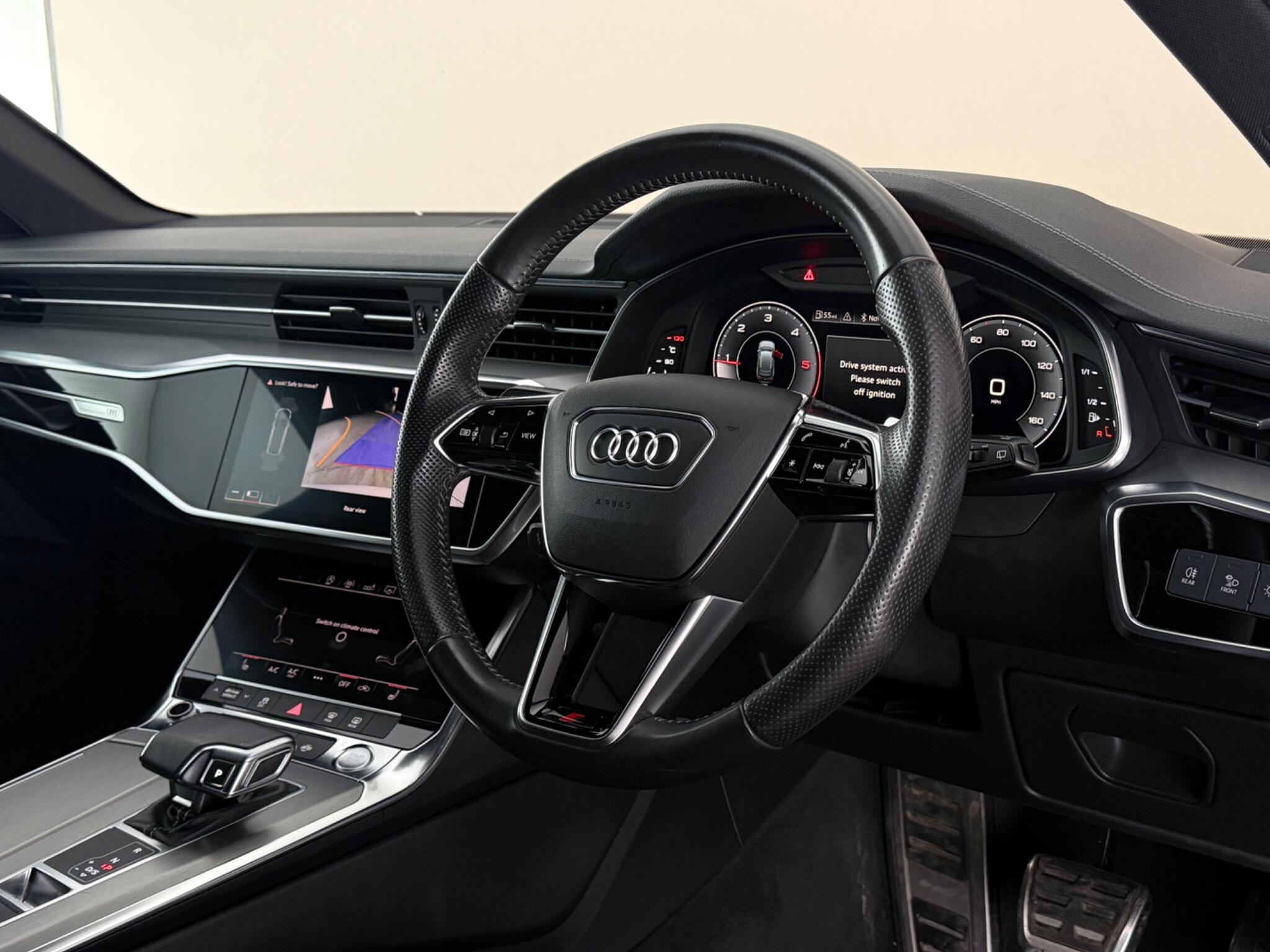 Audi A6 view 3