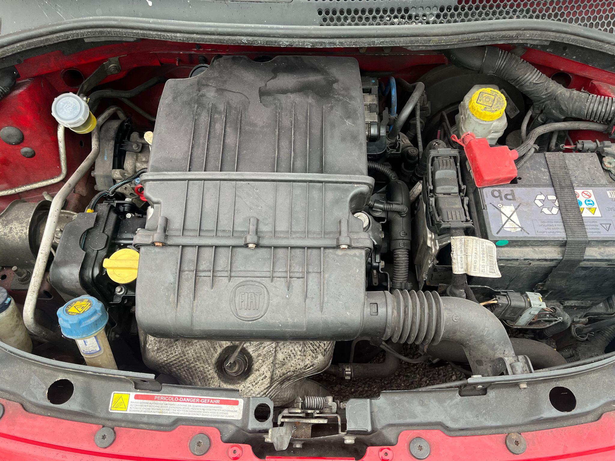 Fiat 500 view 40