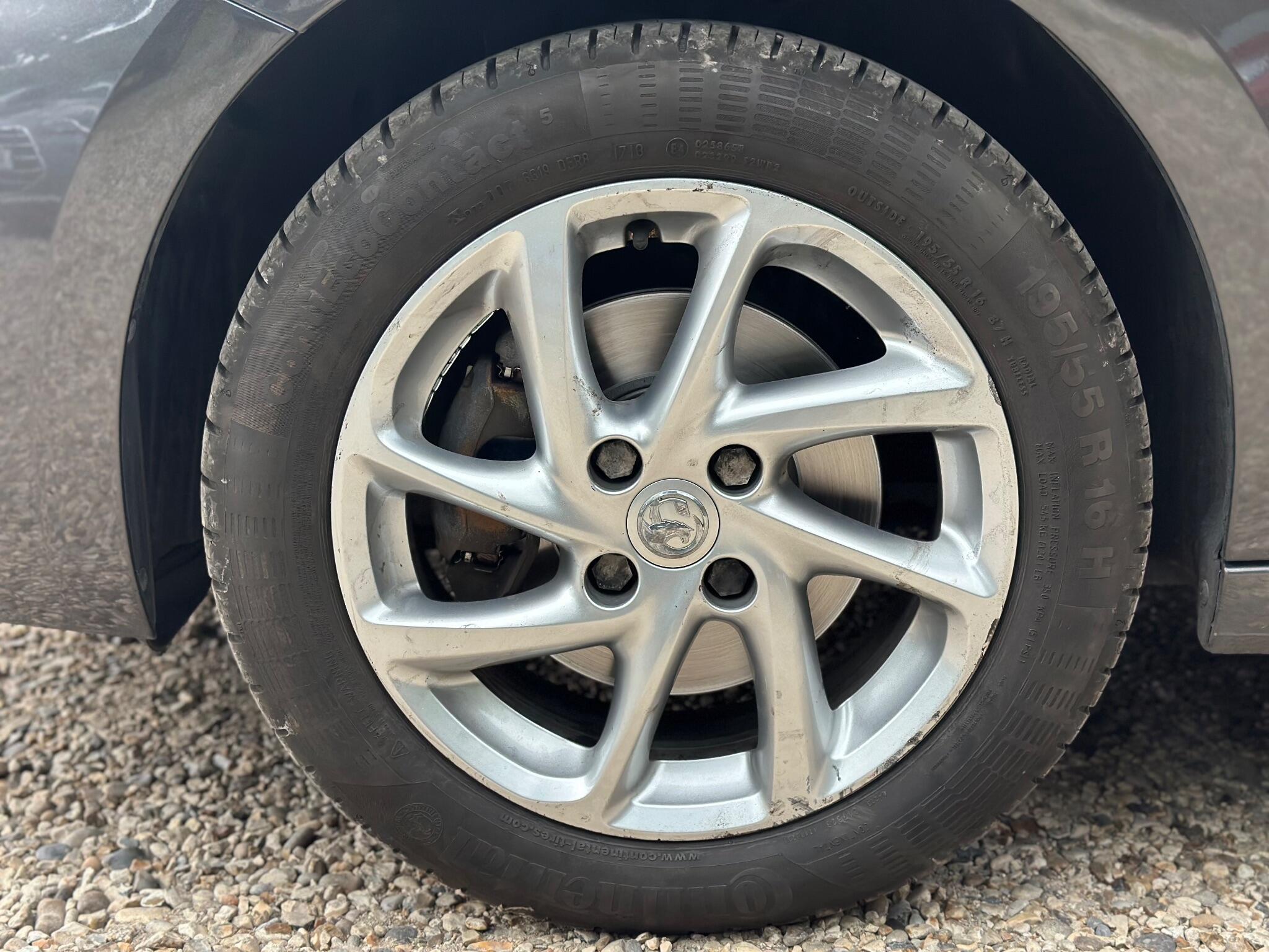 Vauxhall Corsa view 63