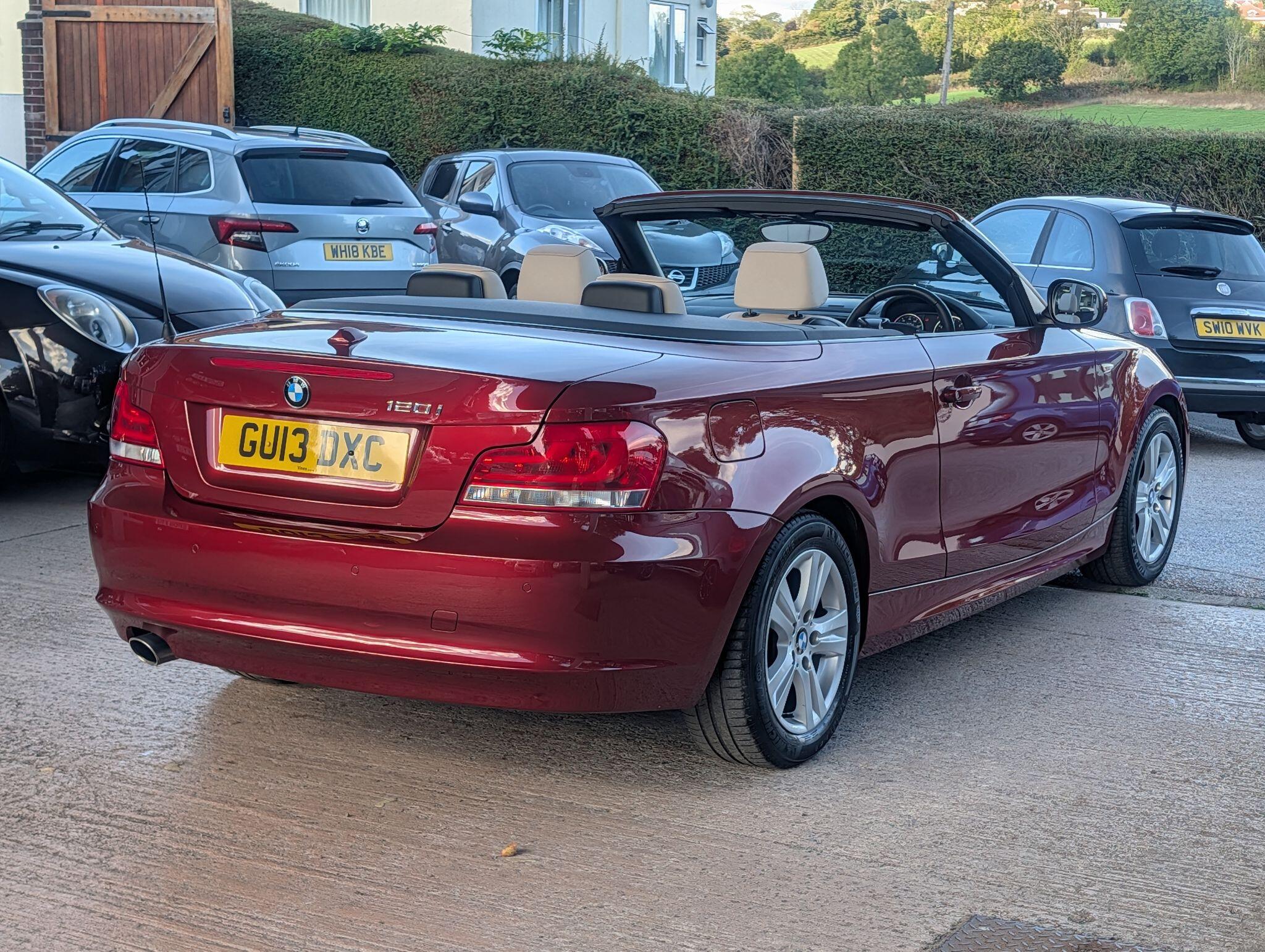BMW 1 Series view 5
