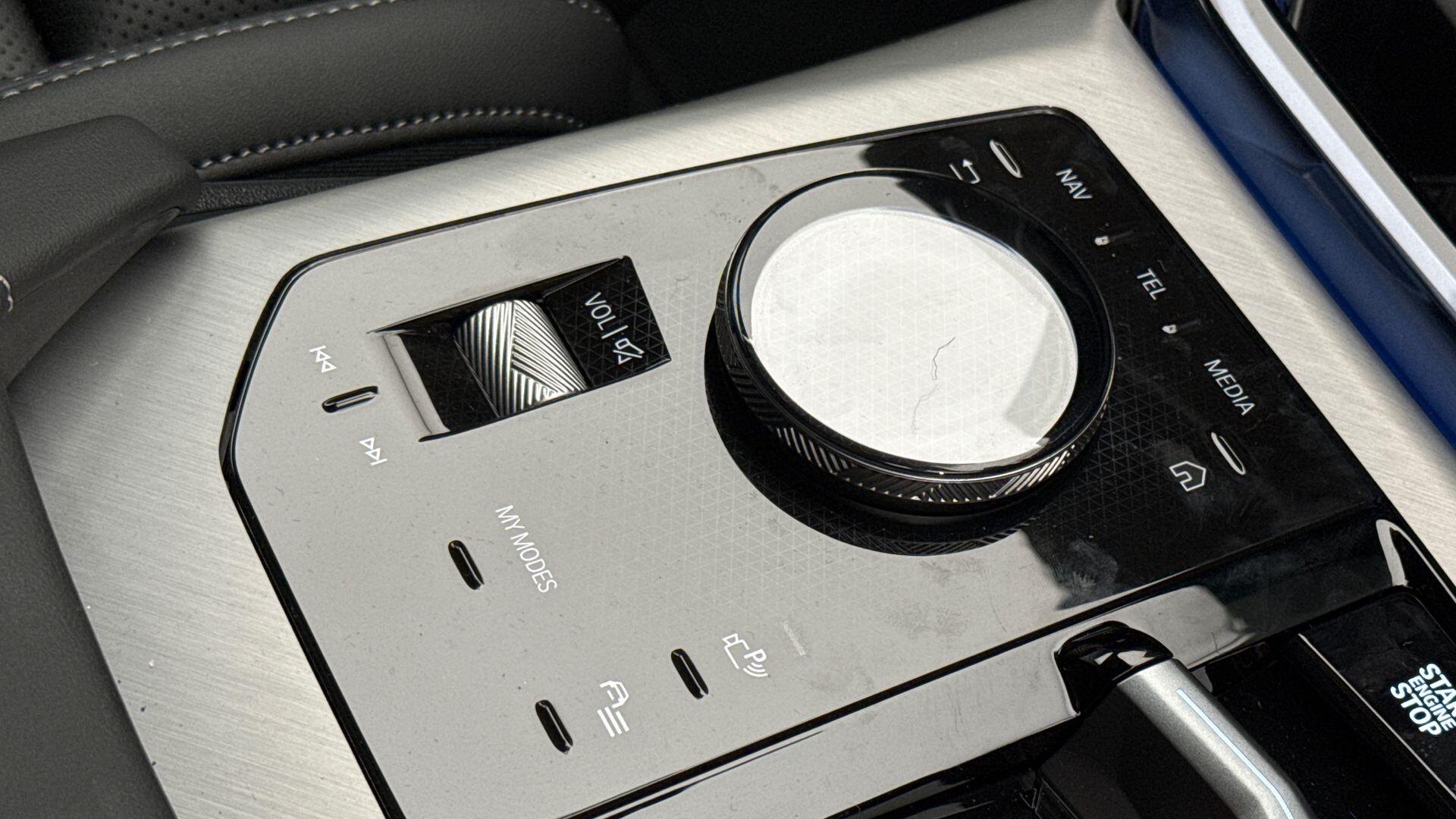 BMW X3 view 19