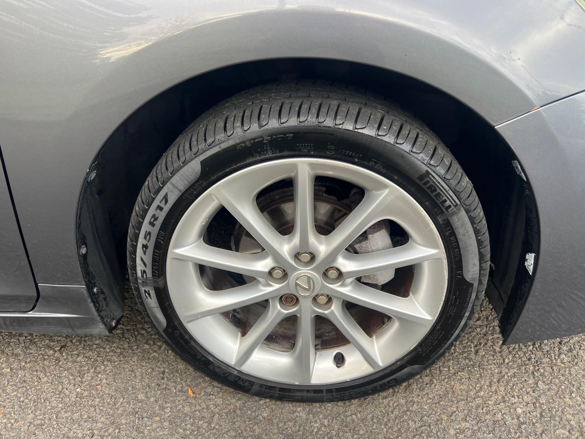 Lexus CT view 35