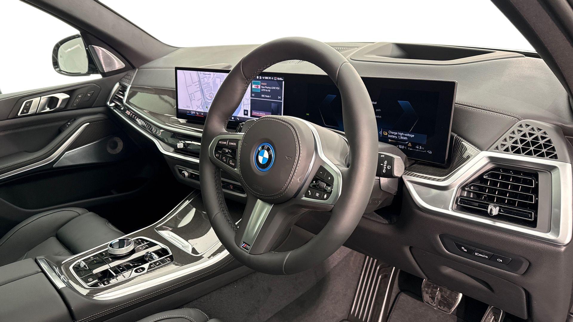 BMW X5 view 6