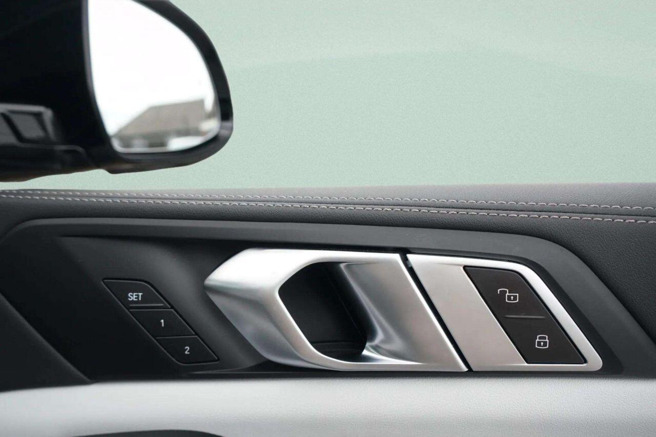 BMW X5 view 43