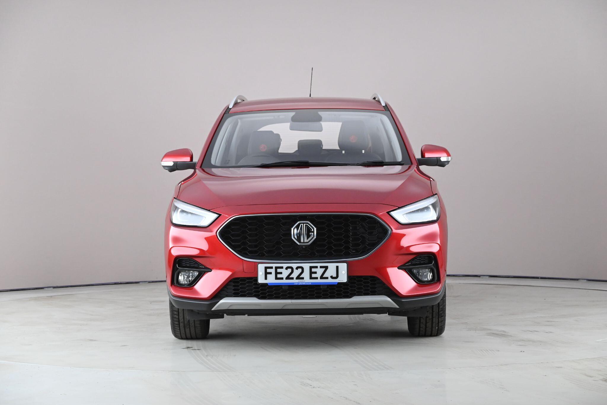 MG ZS view 3