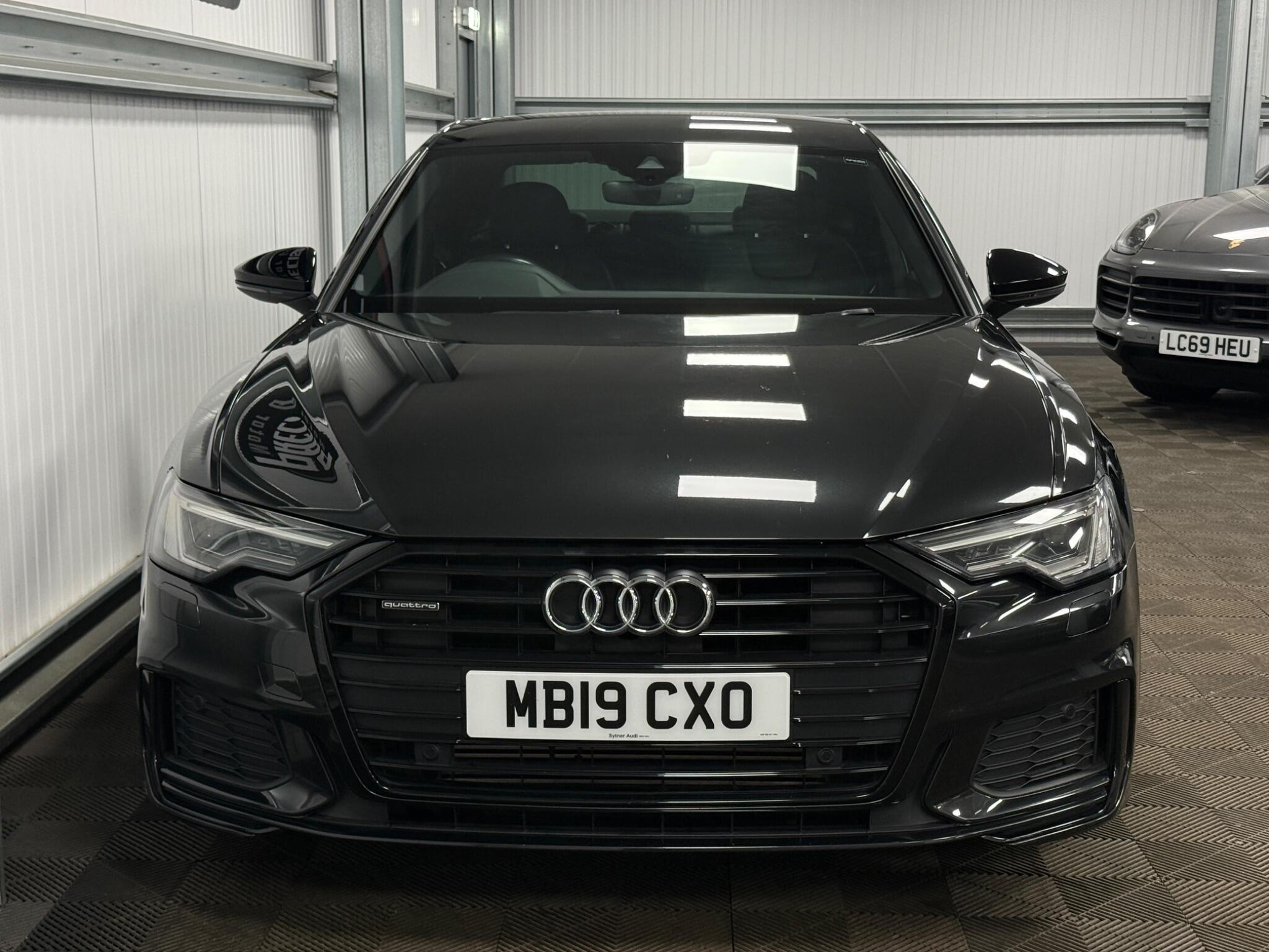 Audi A6 view 6