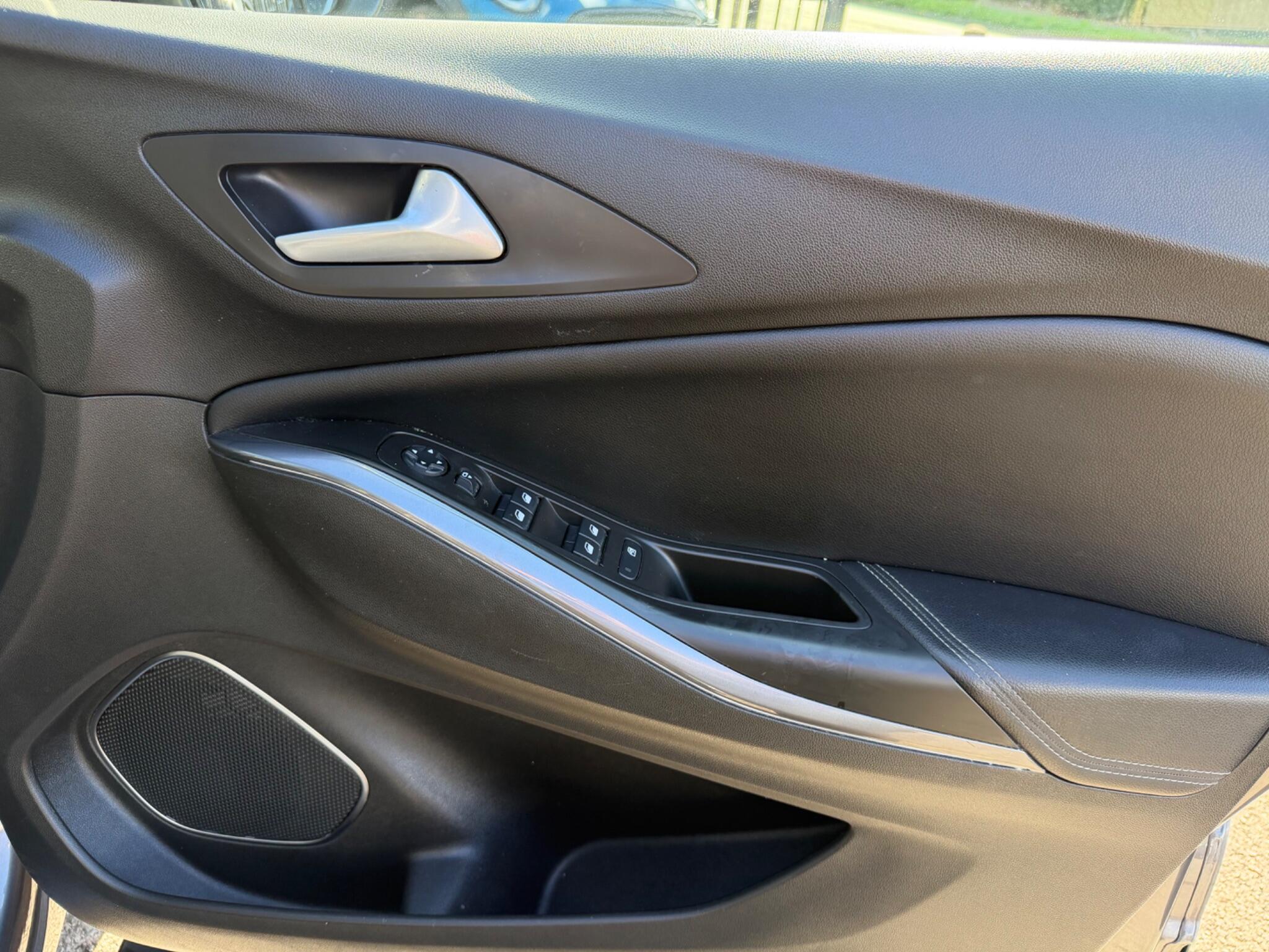 Vauxhall Grandland X view 20
