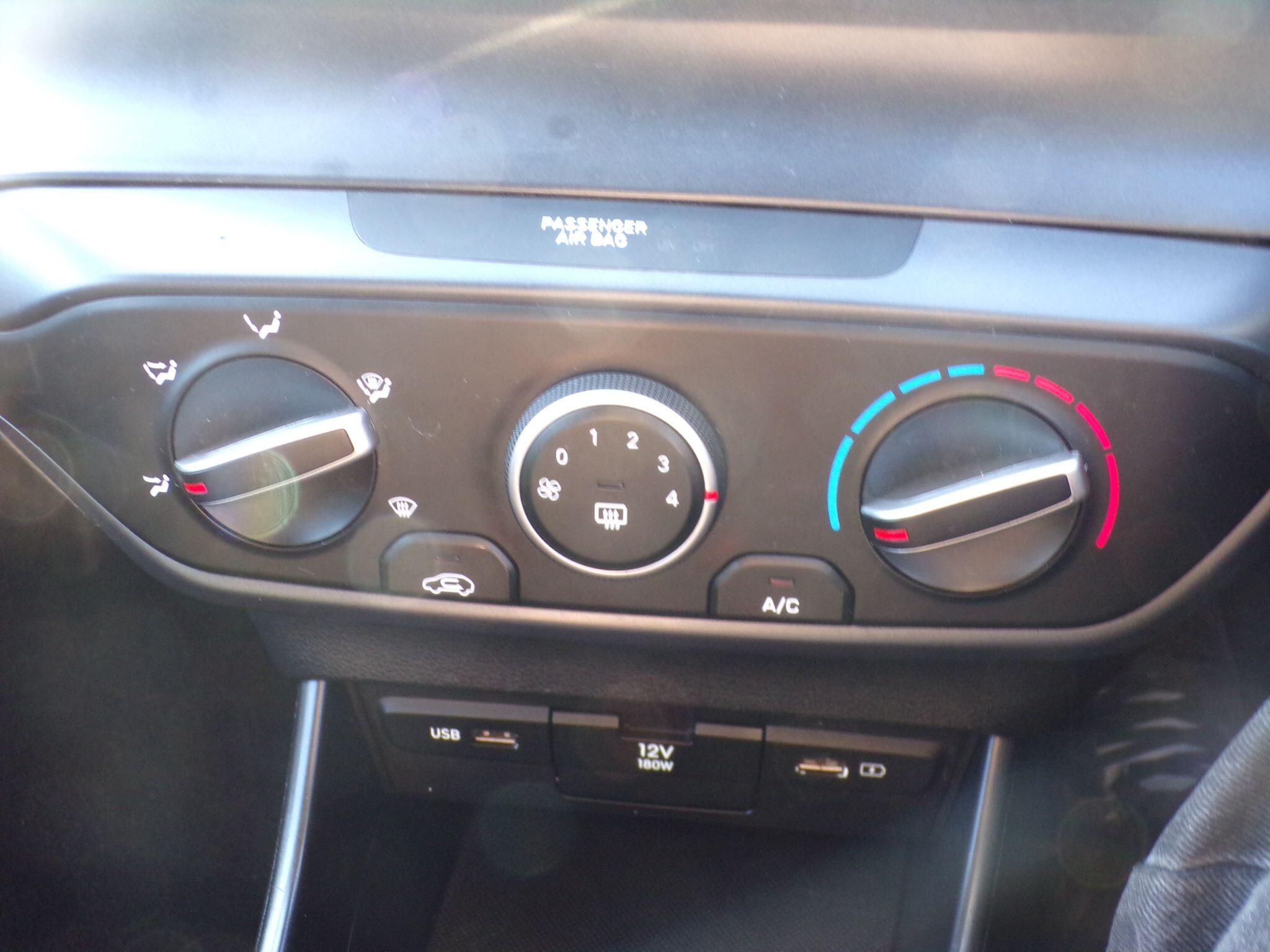 Hyundai Bayon view 21