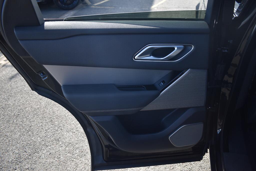 Land Rover Range Rover Velar view 46