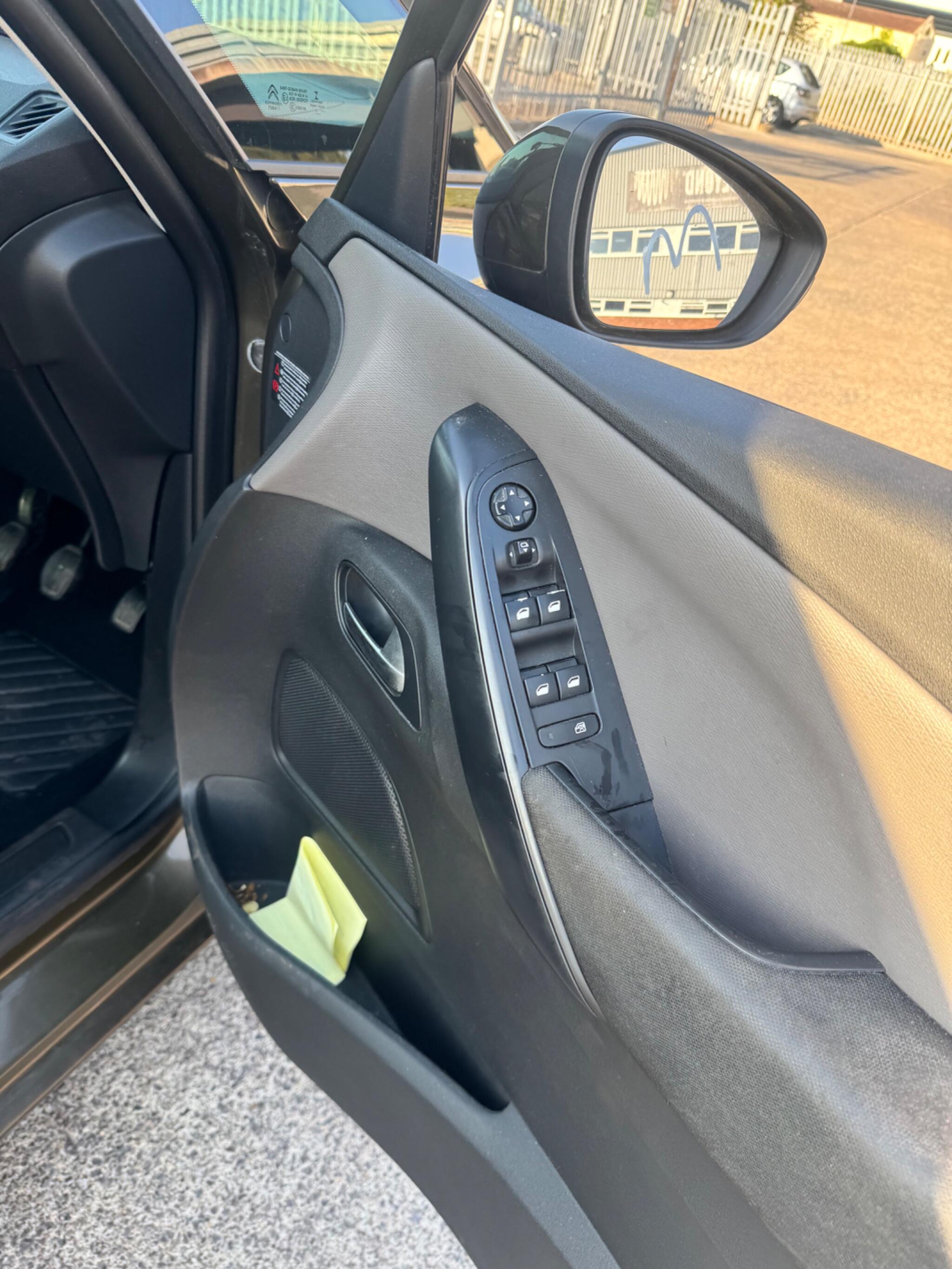 Citroen C4 Picasso view 37