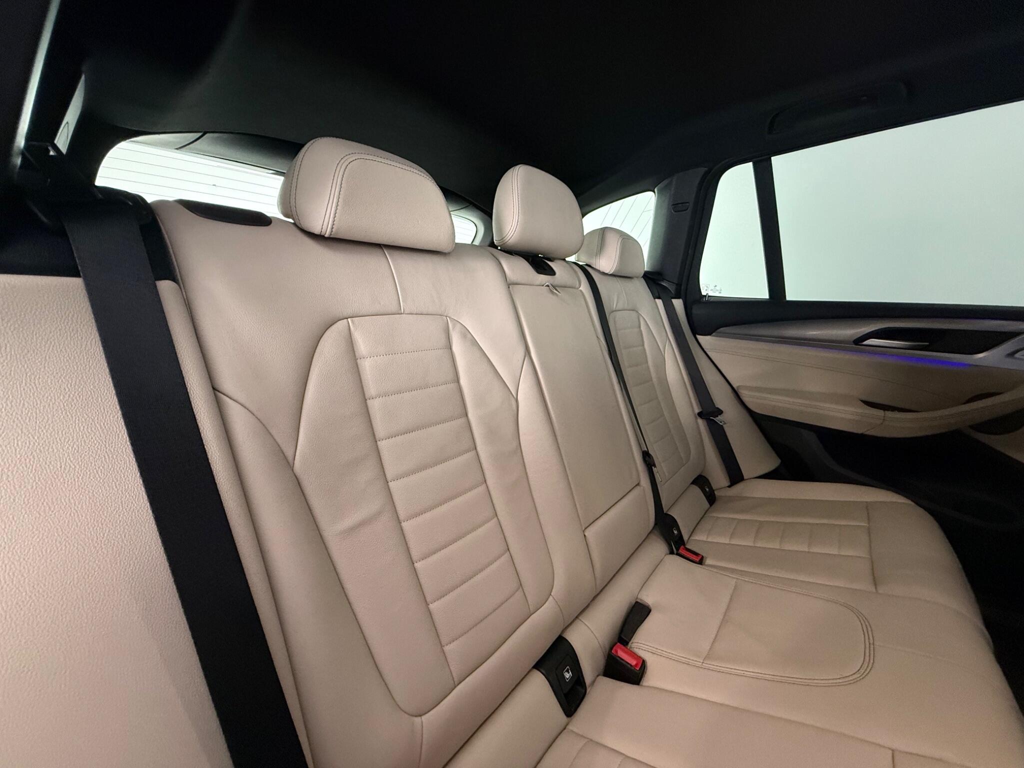 BMW X3 view 30