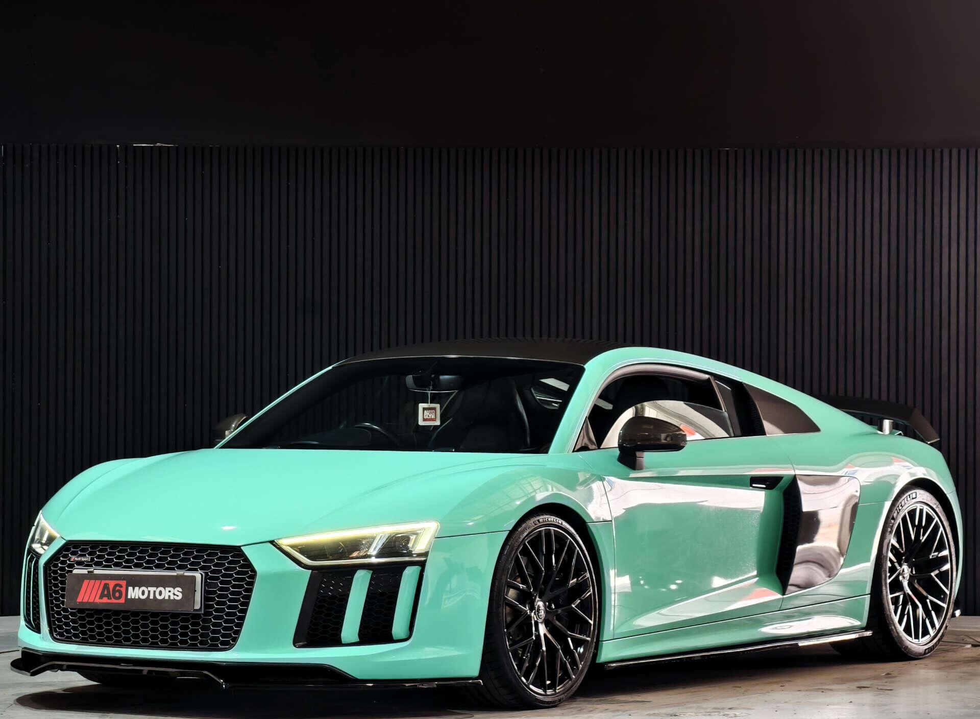 Audi R8 view 21