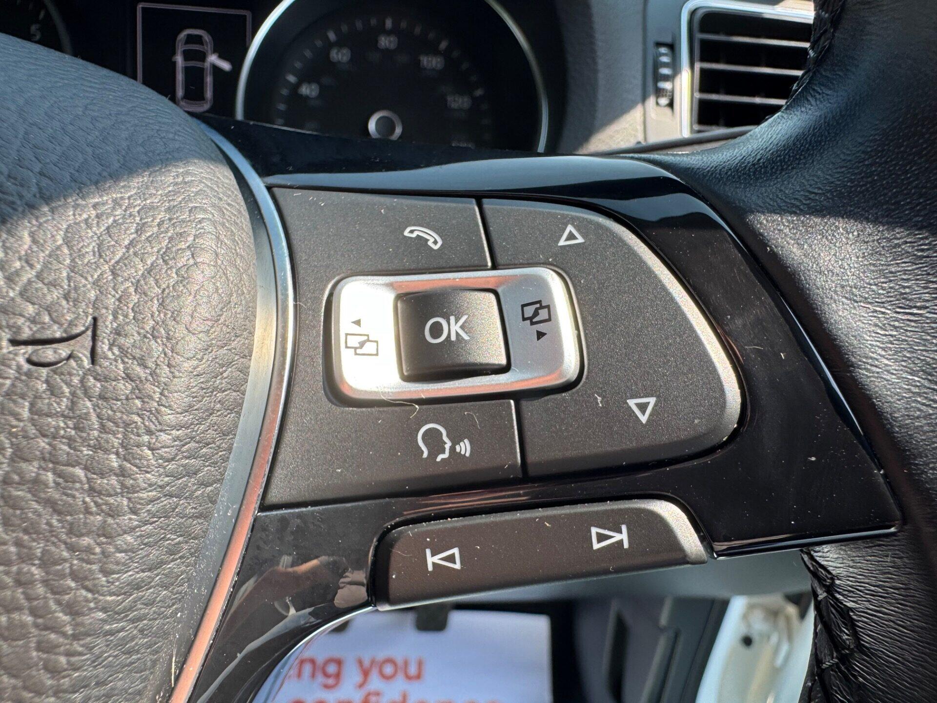 Volkswagen Polo view 24