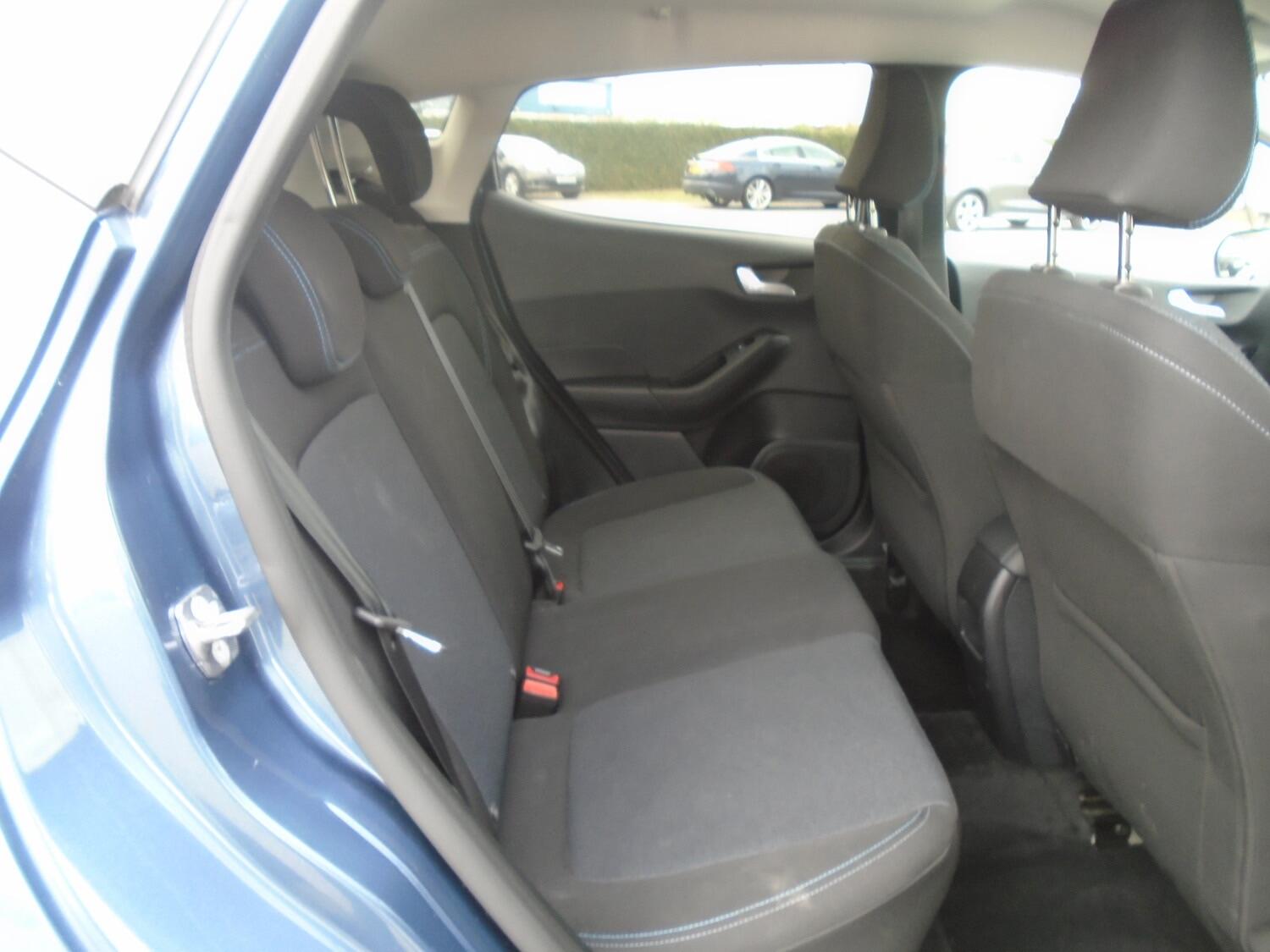 Ford Fiesta view 5