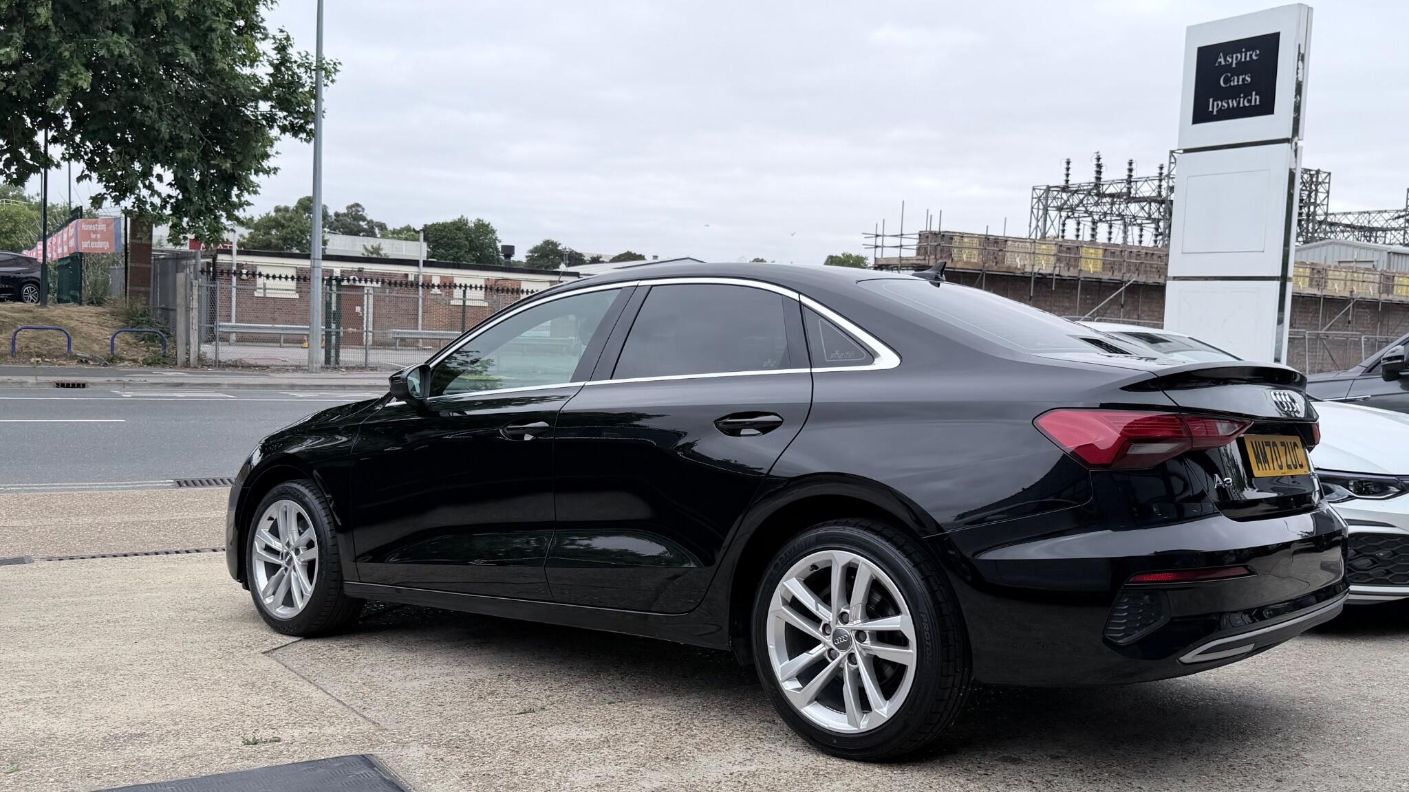 Audi A3 view 9