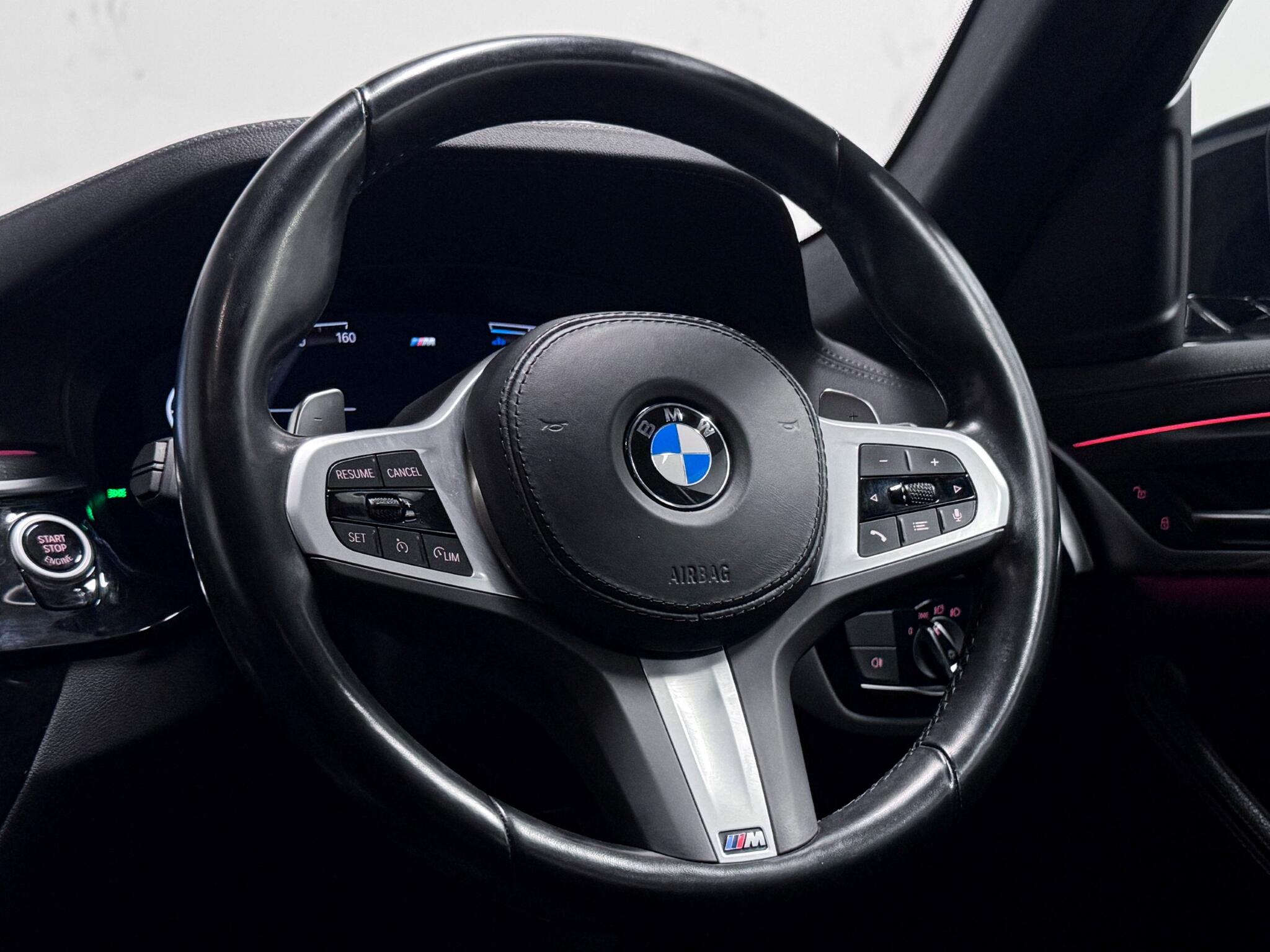 BMW 5 Series view 12