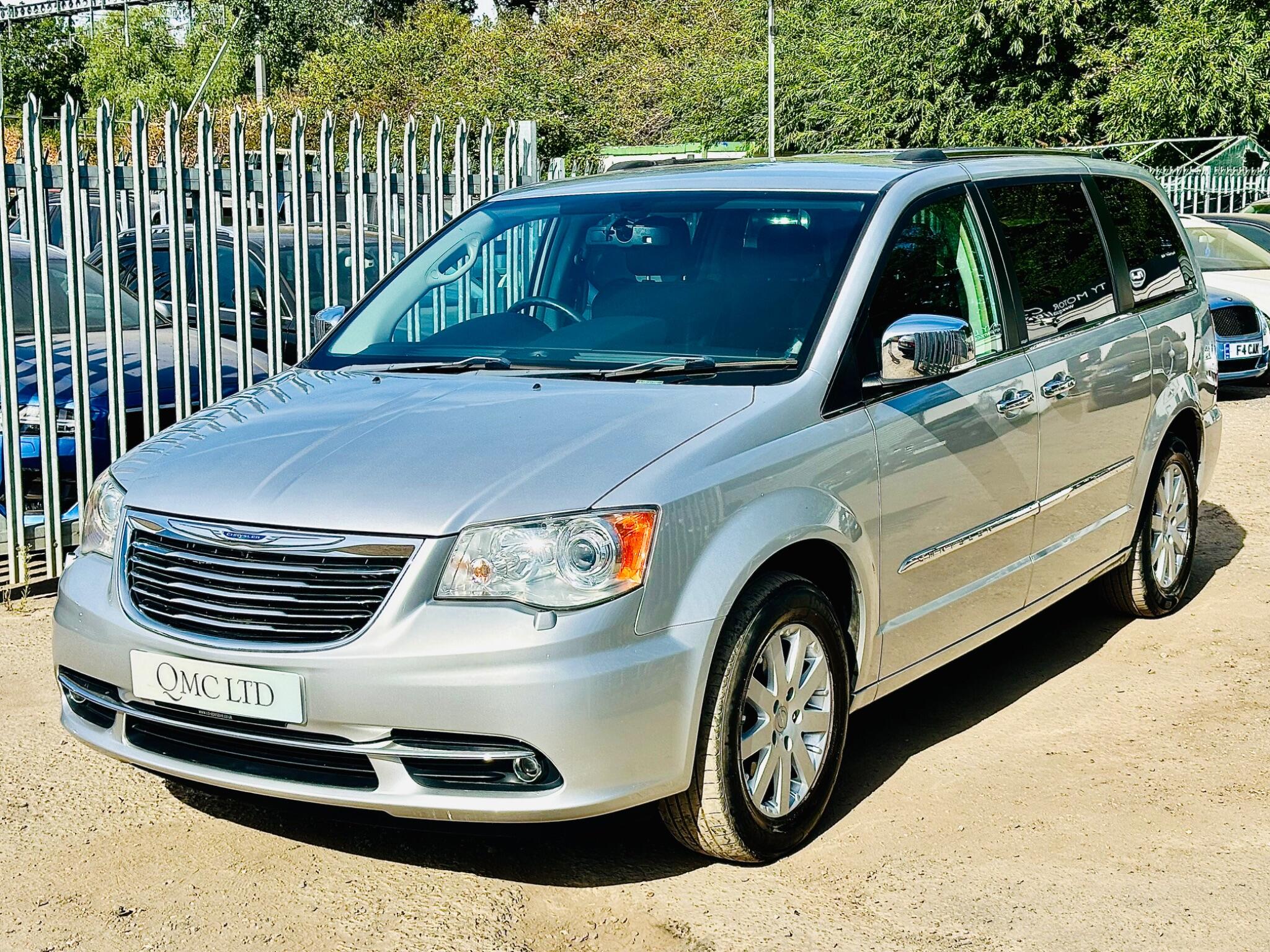 Chrysler Grand Voyager view 11