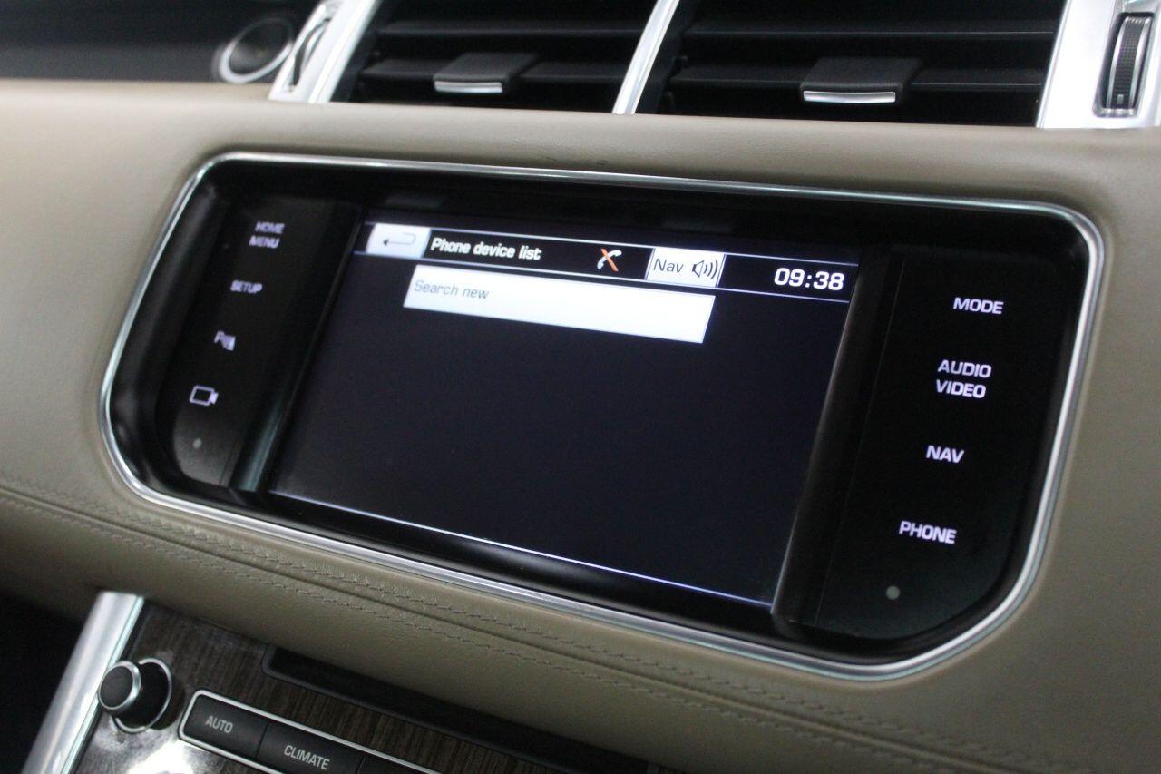 Land Rover Range Rover Sport view 42