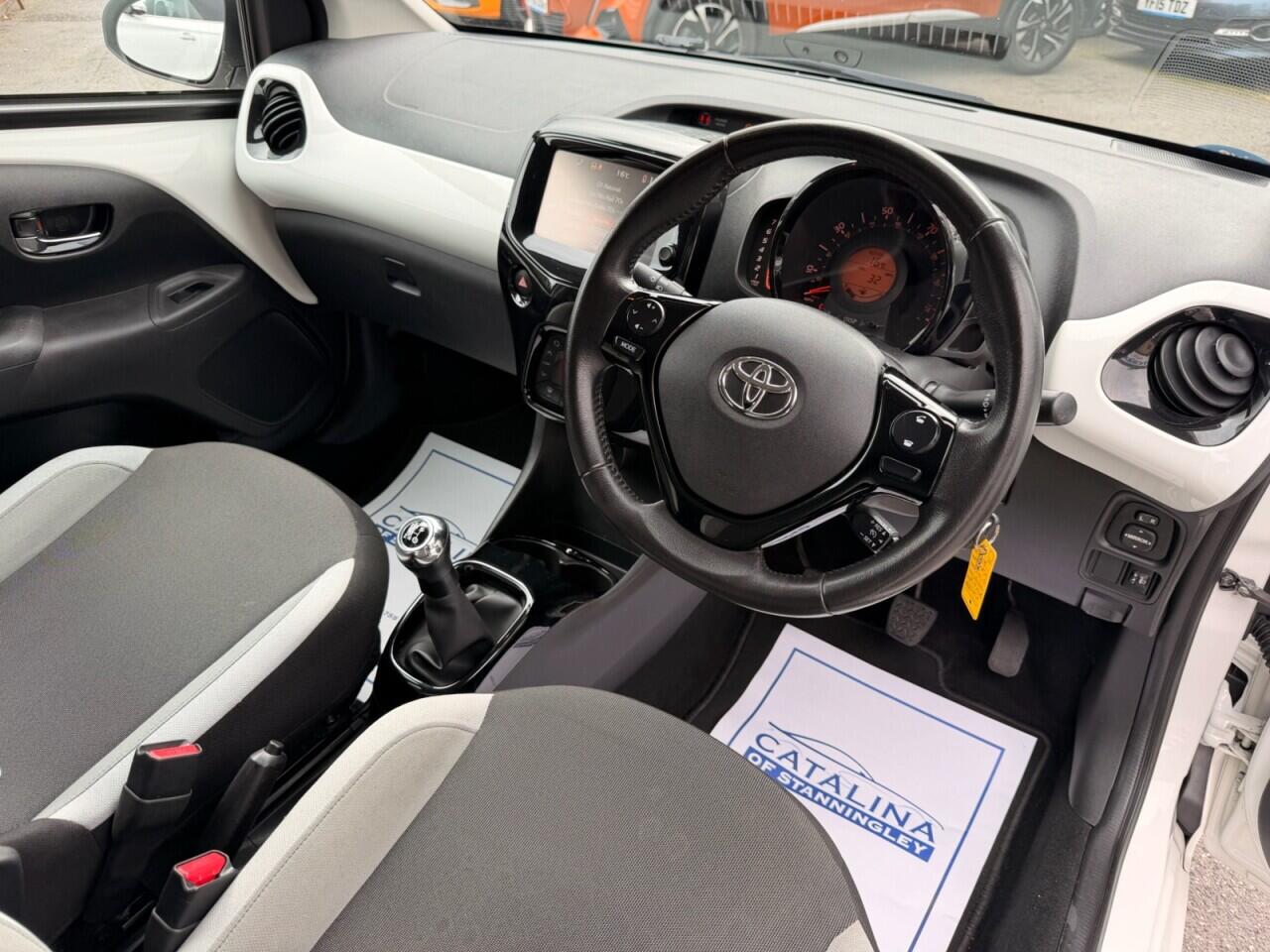 Toyota Aygo view 9