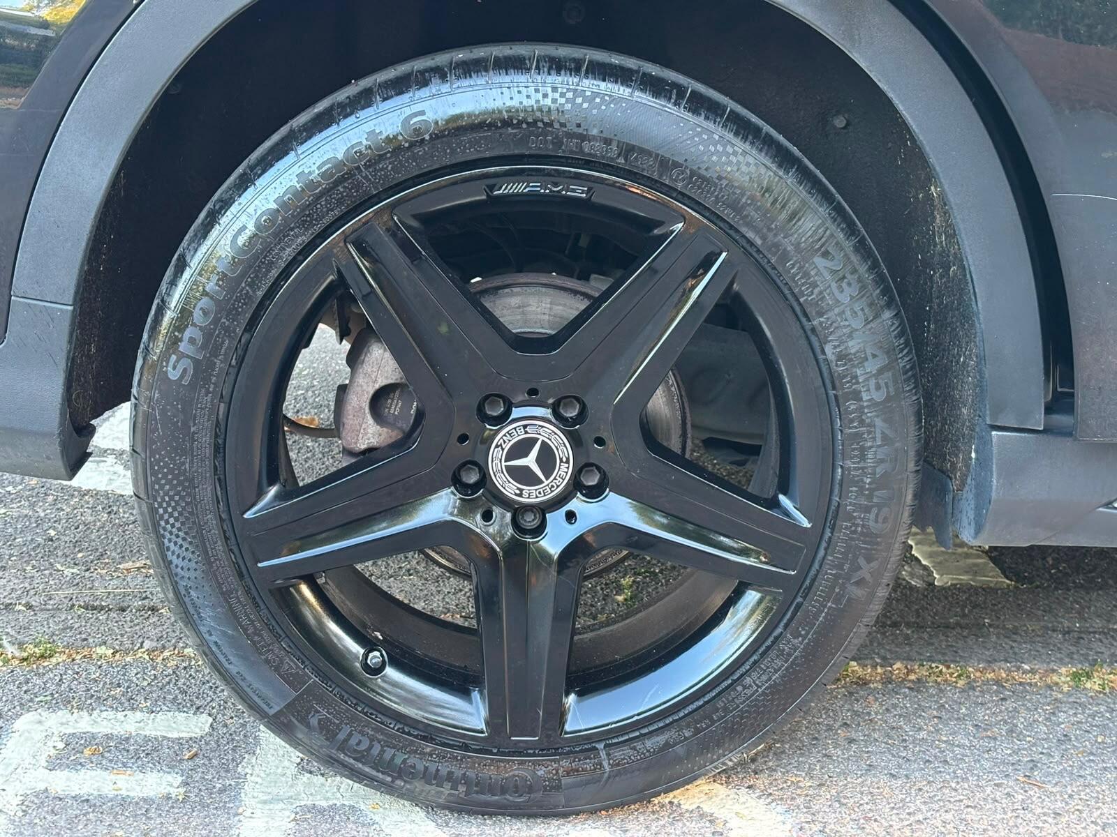 Mercedes-Benz Gla view 23