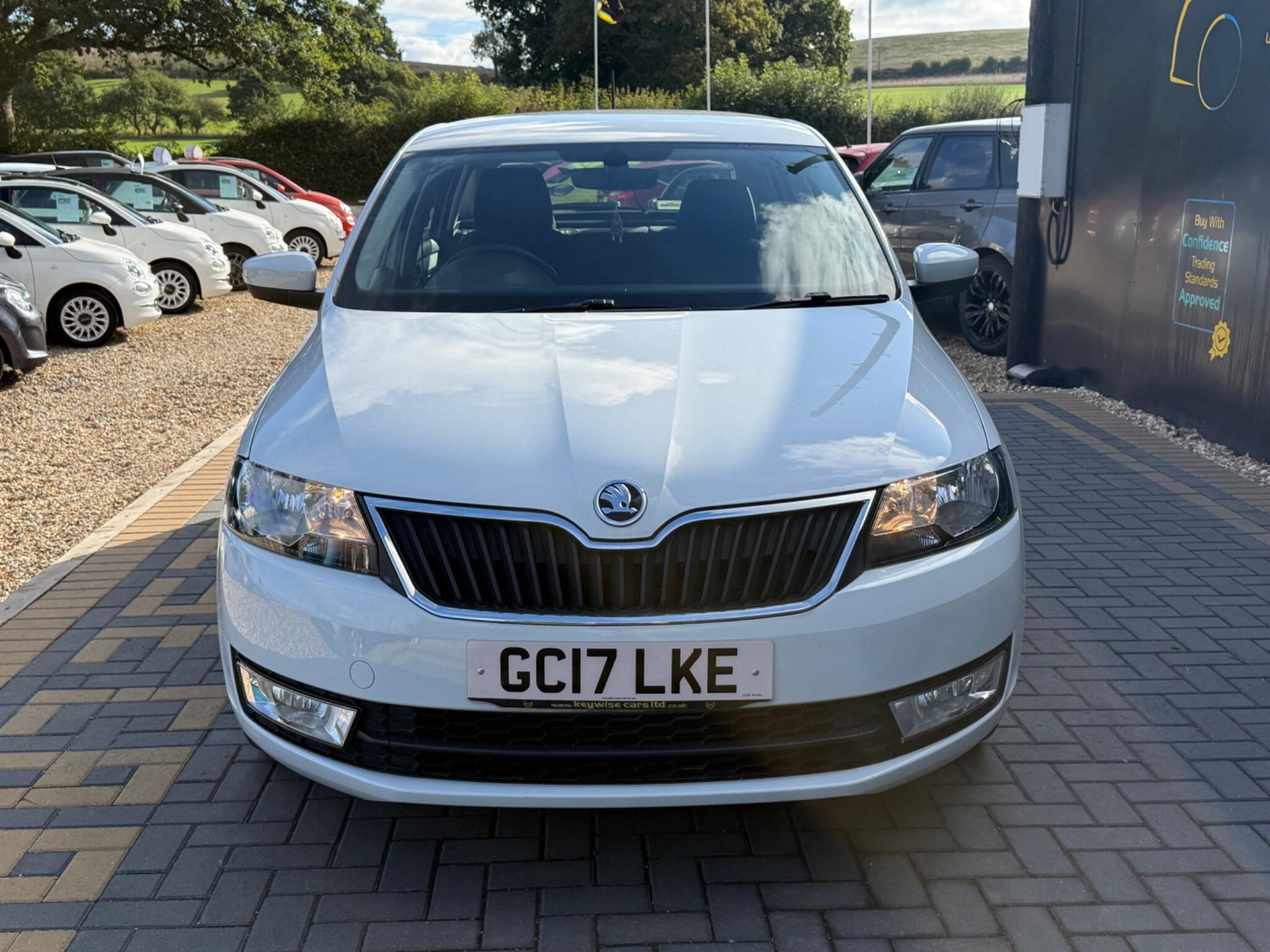 Skoda Rapid view 10