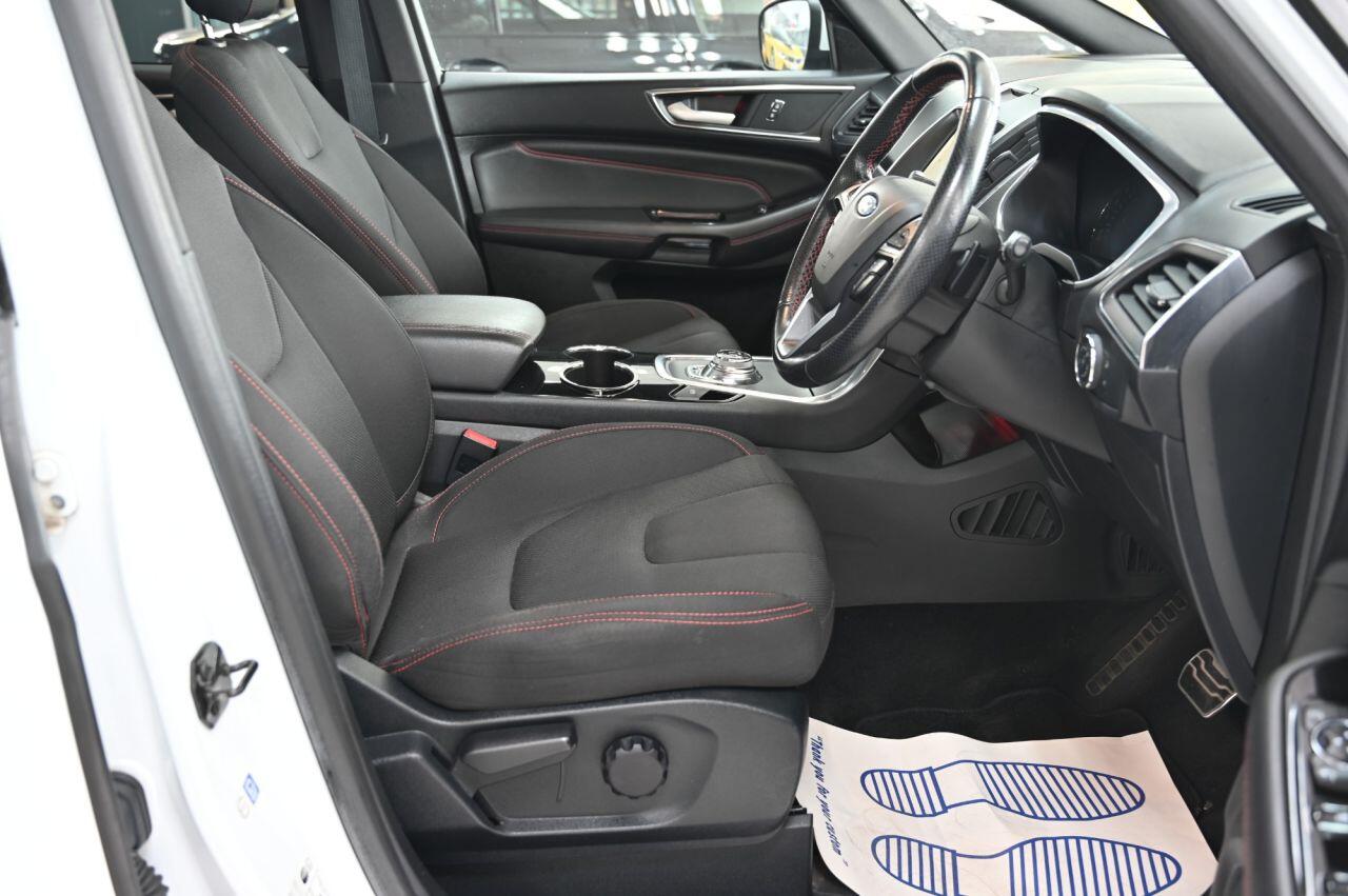Ford S-Max view 21