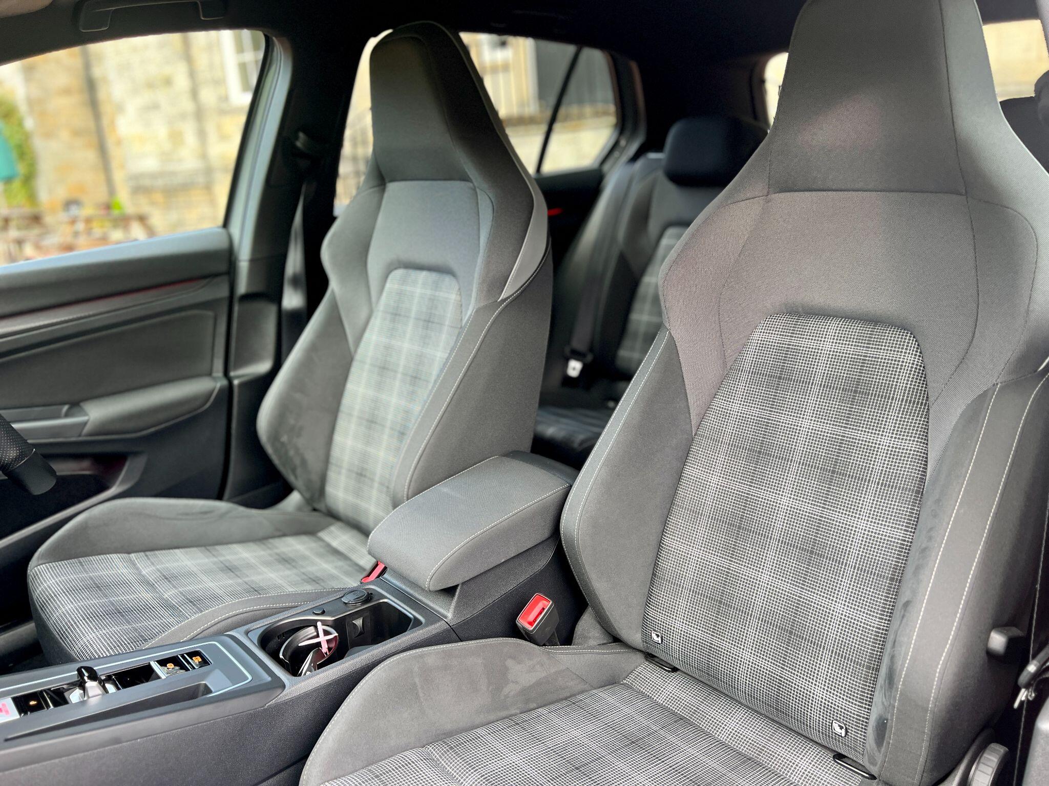Volkswagen Golf view 41
