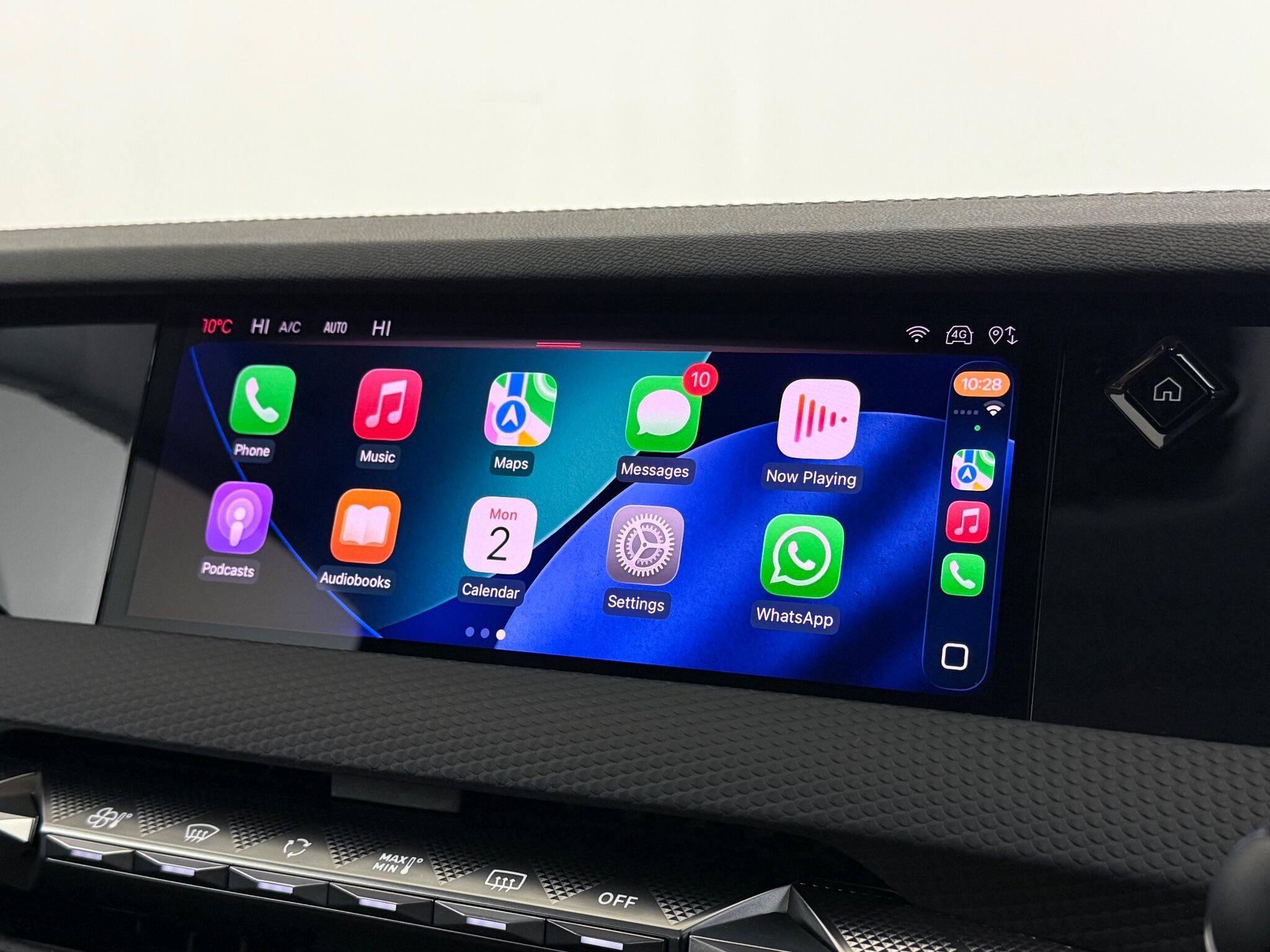 DS Automobiles DS 4 view 32