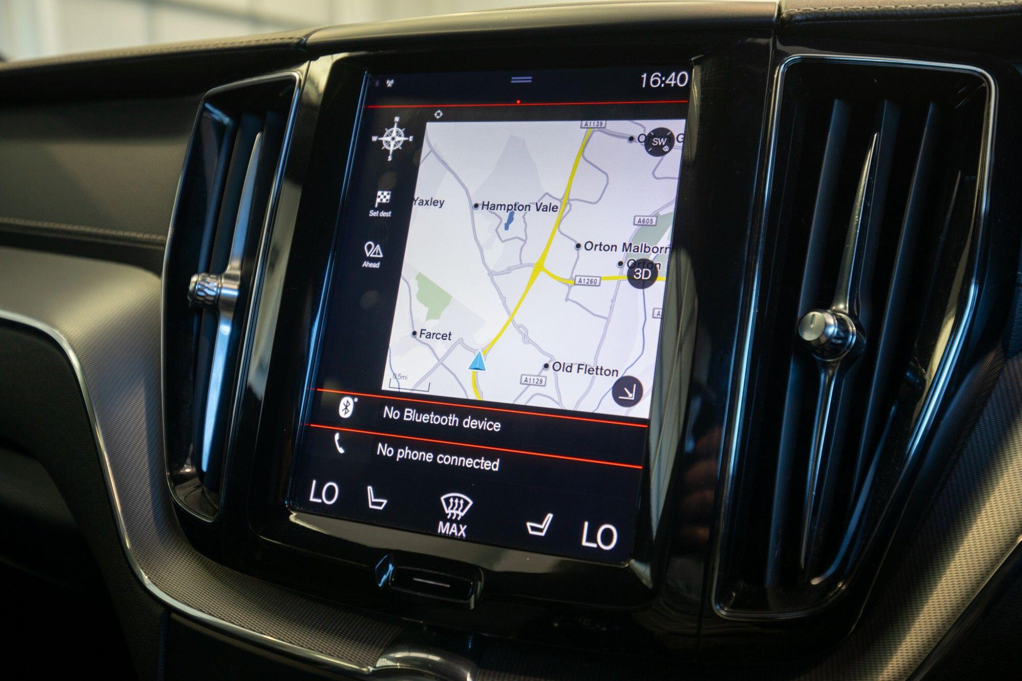 Volvo XC60 view 22