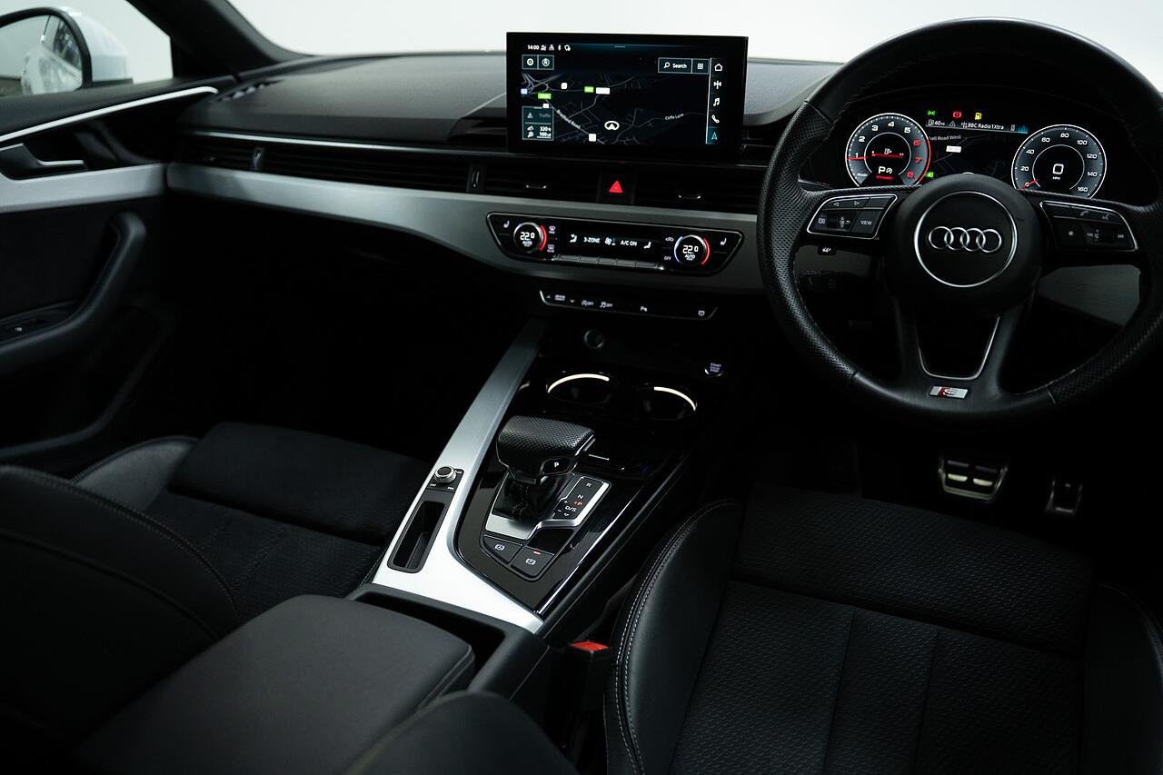 Audi A5 view 8